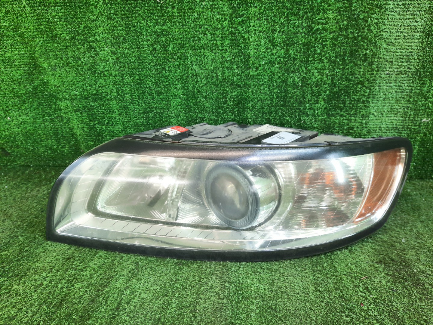 Фара левая передняя VOLVO S40, V50 MS20, MS21, MS76, MS77, MS84, MS50, MS58, MH67, MS68, MH68, MS, MS75, MS43, MS38, MS66, MW20, MW67, MW75, MW76, MW77, MW84, MJ68, MJ67, MW50, MW68, MW21, MW, MW38, MW43, MW66 1 ракурс Фара левая передняя VOLVO S40, V50 MS20, MS21, MS76, MS77, MS84, MS50, MS58, MH67, MS68, MH68, MS, MS75, MS43, MS38, MS66, MW20, MW67, MW75, MW76, MW77, MW84, MJ68, MJ67, MW50, MW68, MW21, MW, MW38, MW43, MW66 1 ракурс