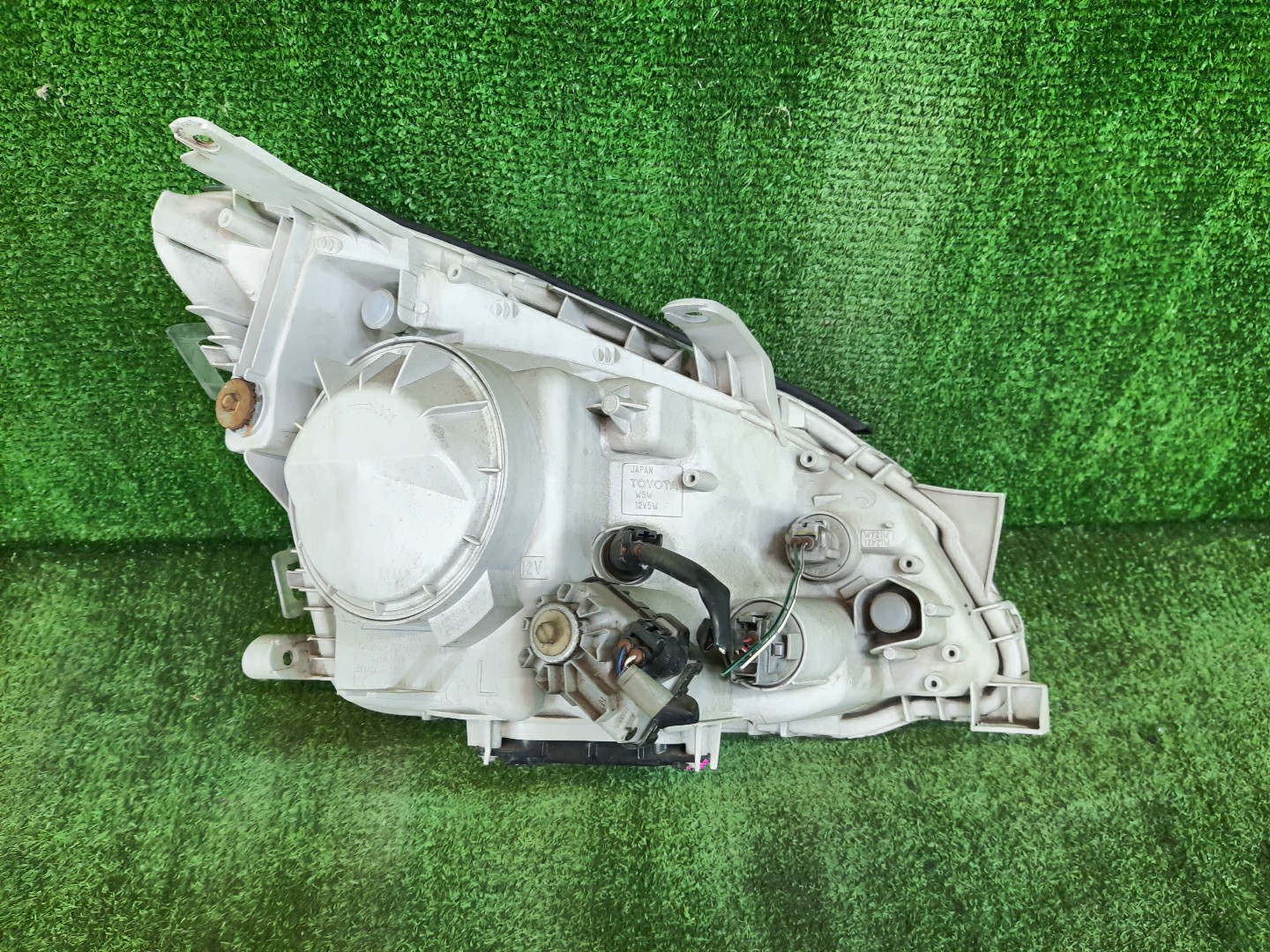 Фара левая передняя TOYOTA PREMIO ZZT240, NZT240, AZT240, ZZT245 2 ракурс