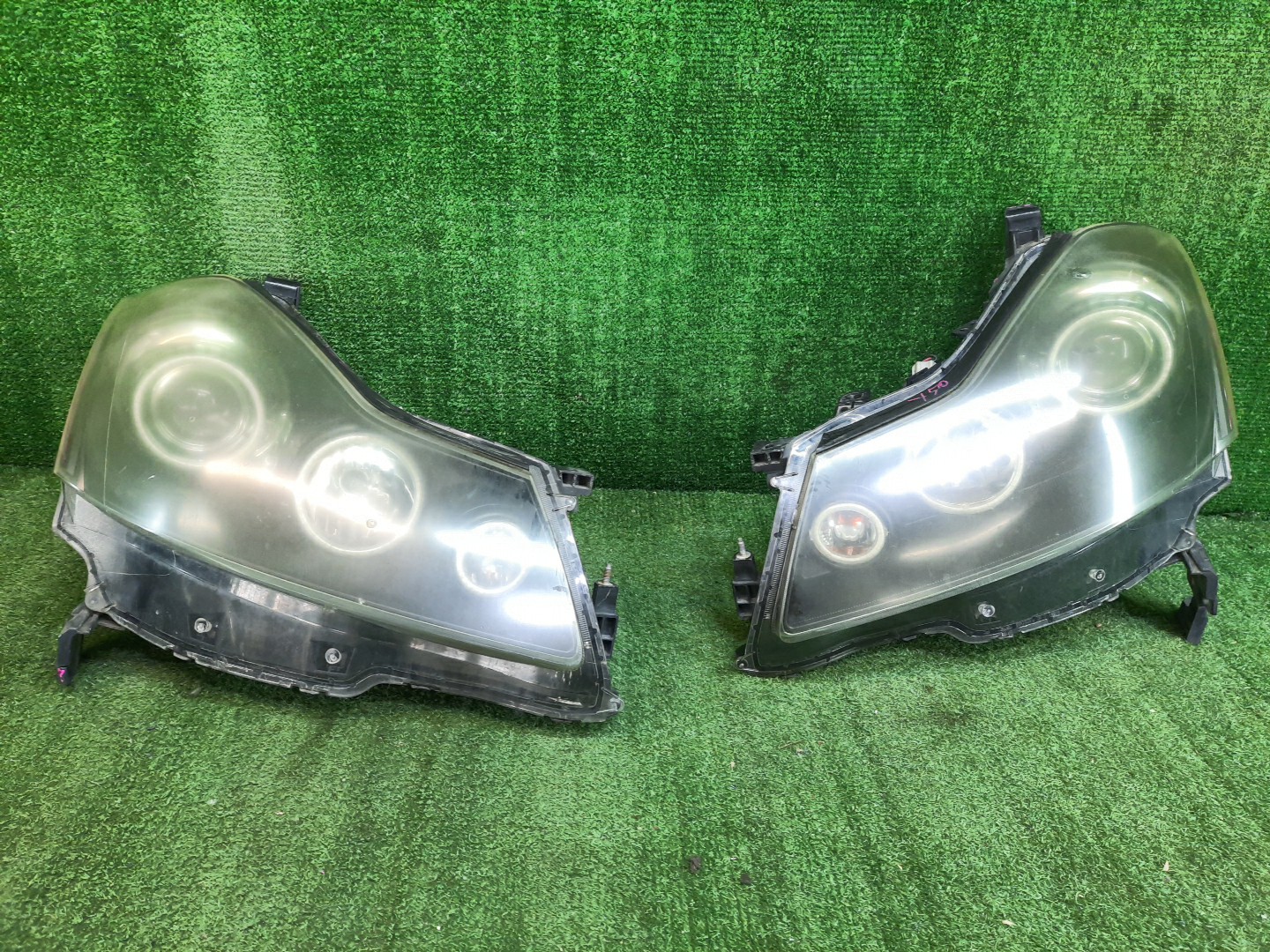 Фара левая передняя NISSAN FUGA Y50, PNY50, PY50, GY50 1 ракурс
