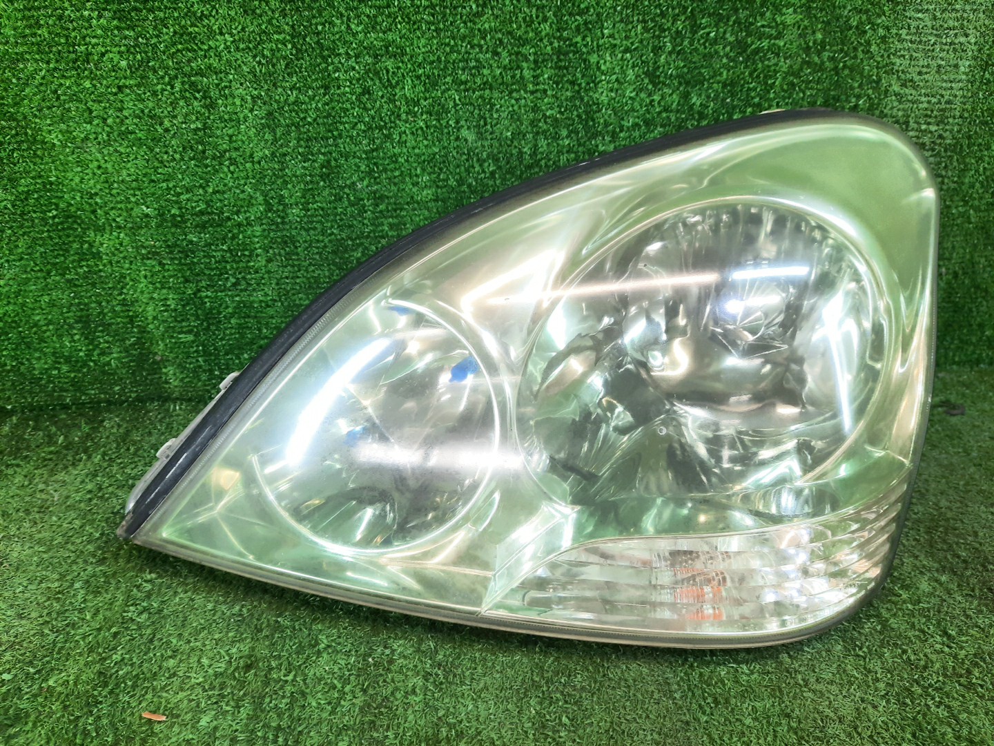 Фара левая передняя TOYOTA CELSIOR, LS430 UCF31, UCF30 1 ракурс