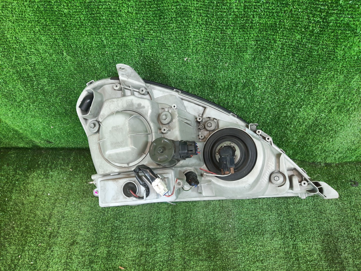 Фара левая передняя TOYOTA CELSIOR, LS430 UCF31, UCF30 2 ракурс