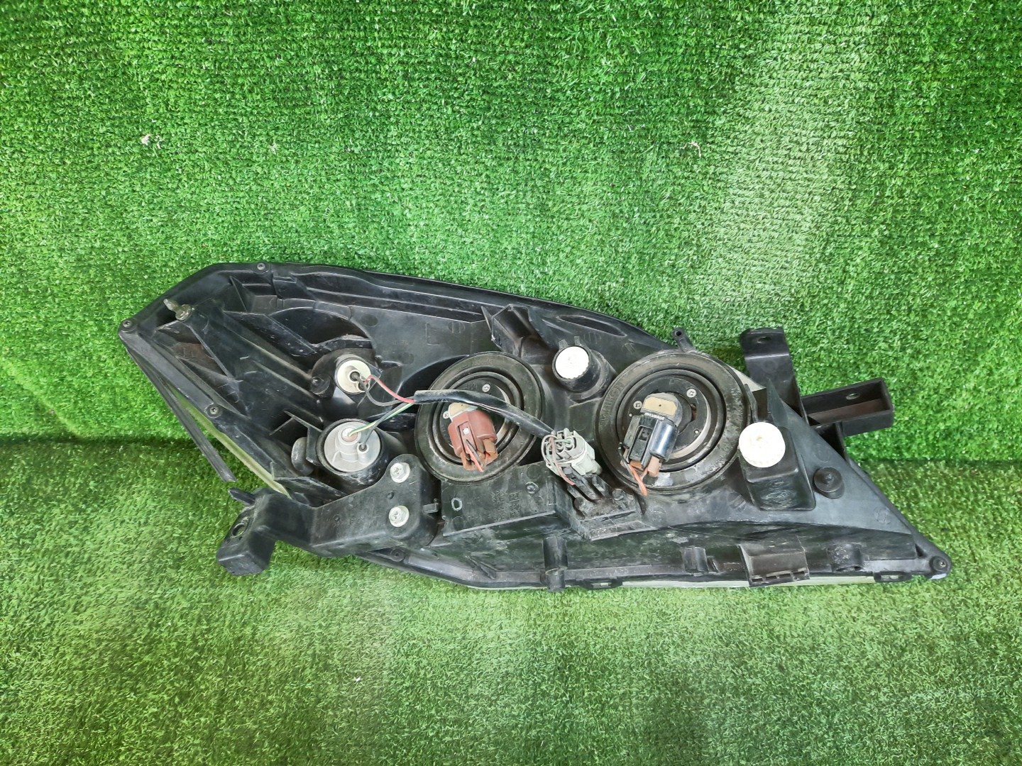 Фара левая передняя NISSAN PRIMERA P12, QP12, TNP12, TP12, HP12, RP12, WTNP12, WTP12, WHP12, WRP12 , QG18DE, QR20DE, SR20VE, QR25DD 4 ракурс