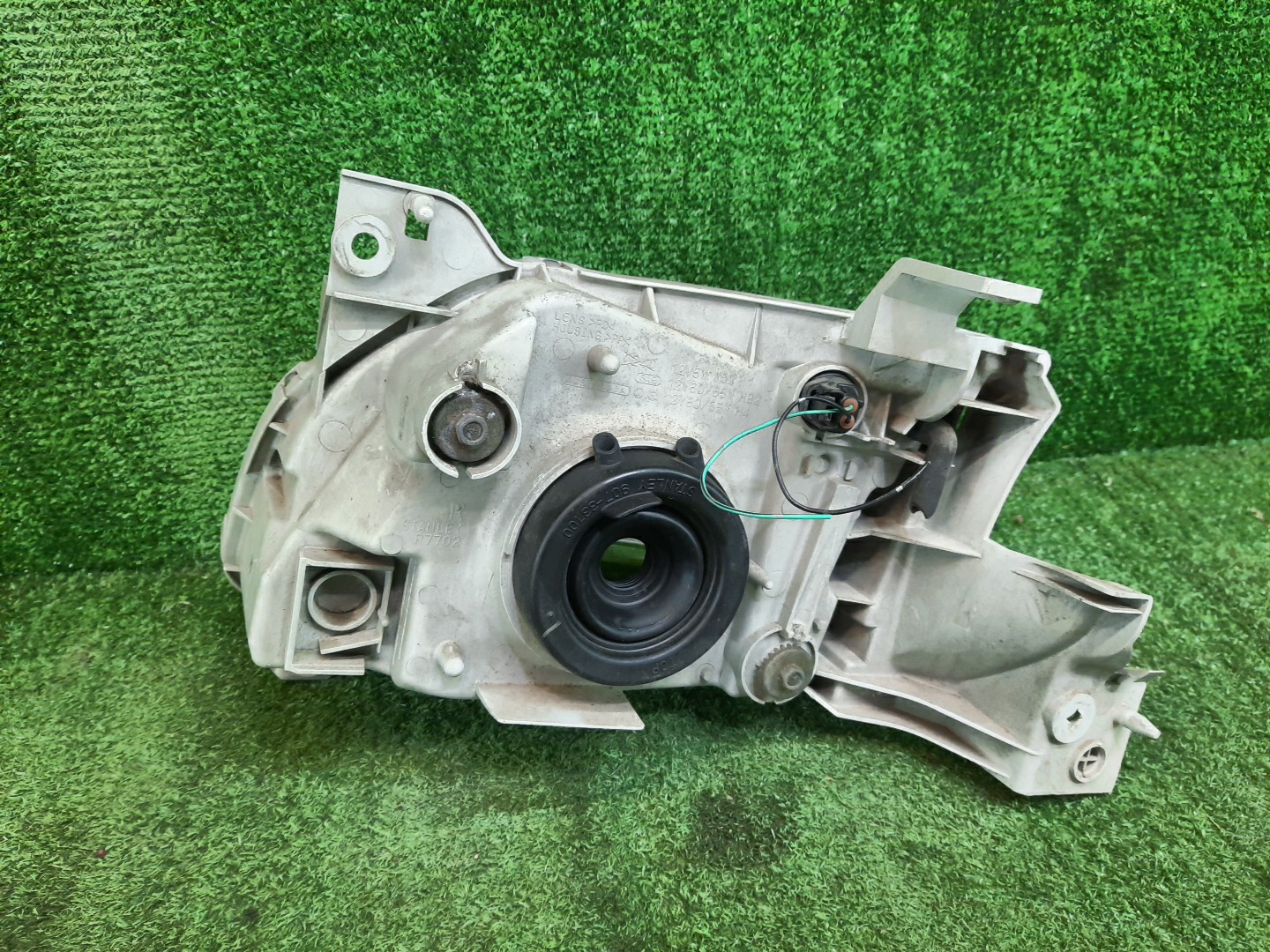 Фара правая передняя MAZDA MPV LW3W, LW5W, LWEW, LWFW 2 ракурс
