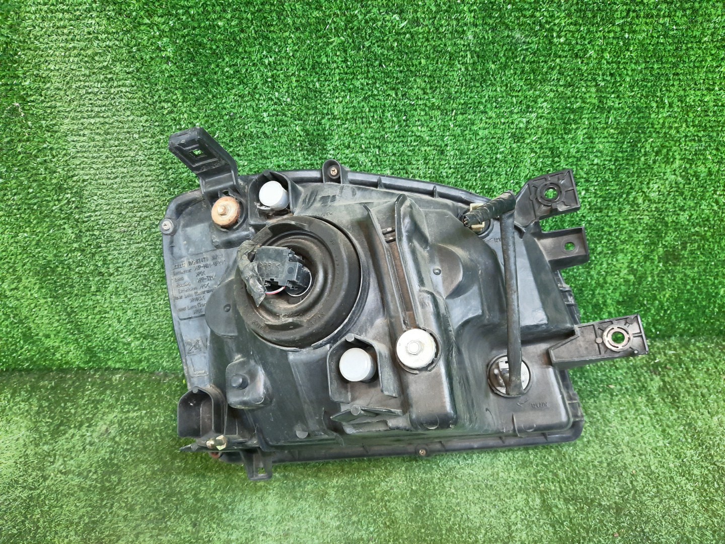 Фара левая передняя MITSUBISHI DION CR9W 3 ракурс