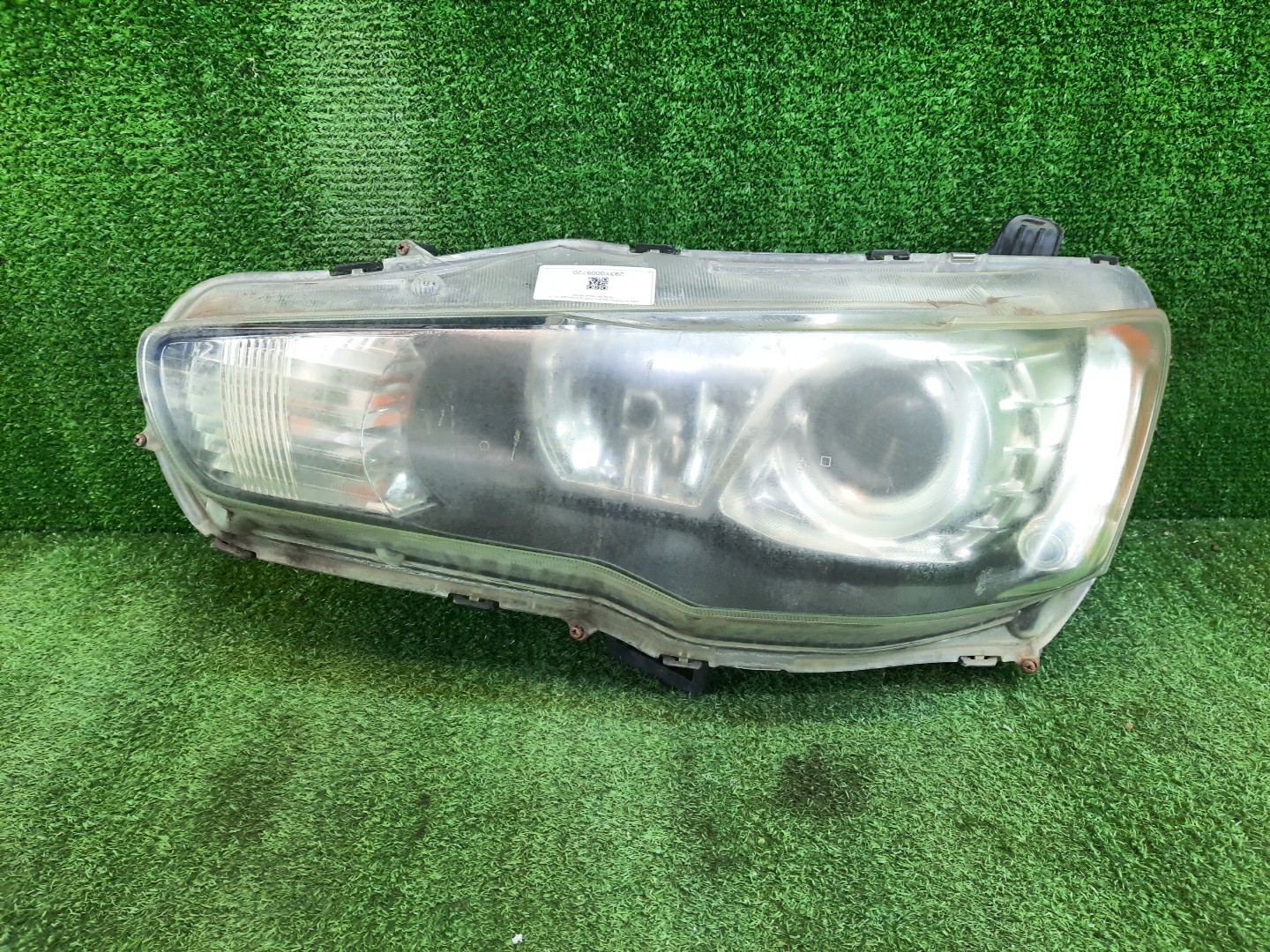 Фара левая передняя MITSUBISHI LANCER, GALANT FORTIS CY4A, CY2A, CY3A, CY6A, CX6A, CX4A, CX3A 1 ракурс