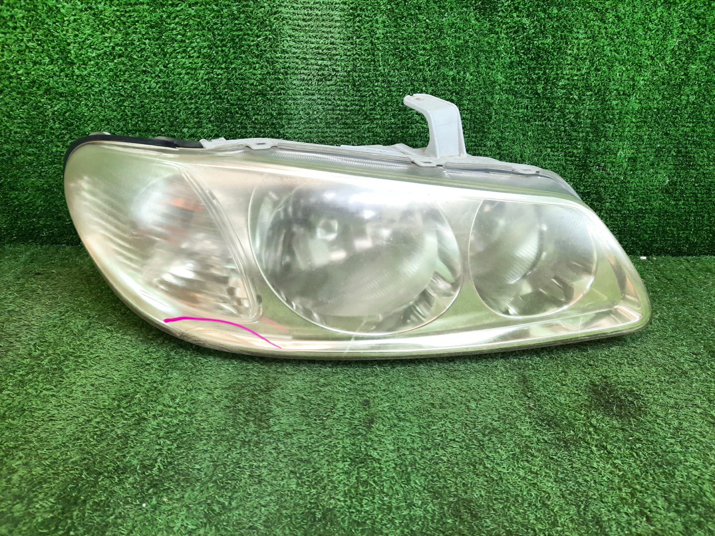 Фара правая передняя NISSAN BLUEBIRD SYLPHY G10, QG10, FG10, TG10, QNG10 1 ракурс