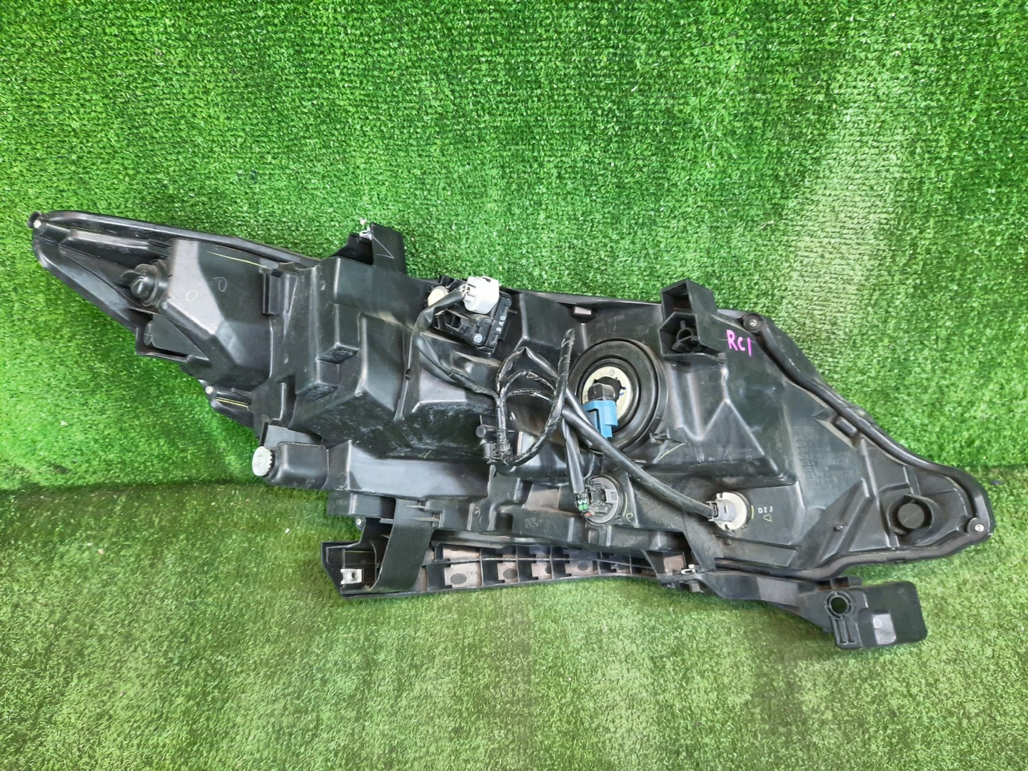Фара левая передняя HONDA ODYSSEY RC1 2 ракурс