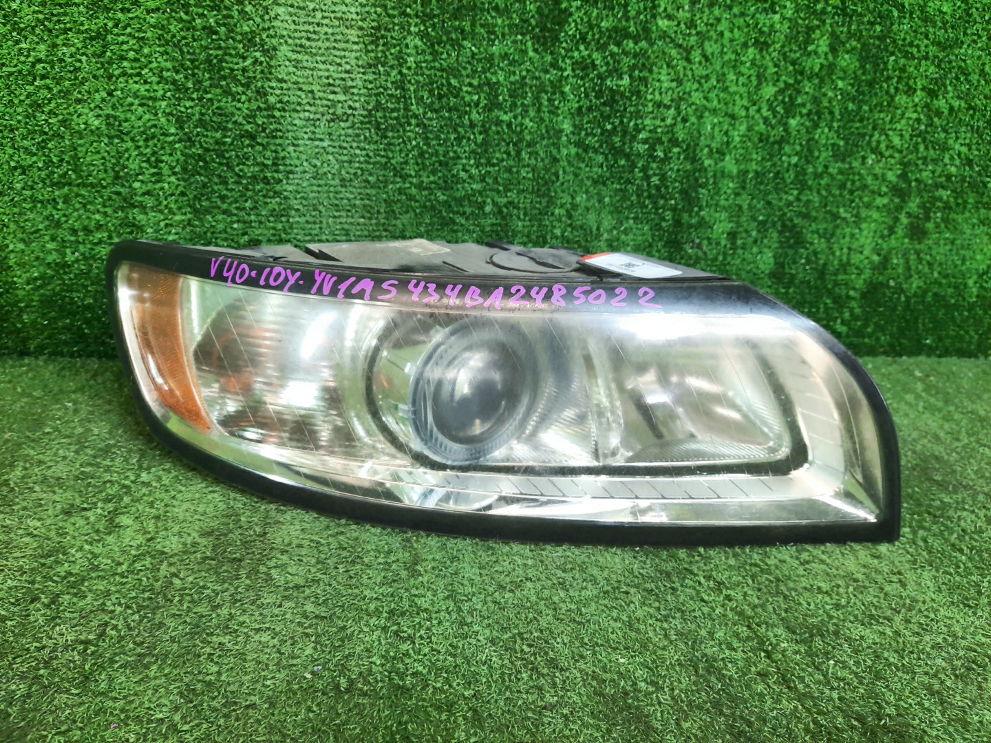 Фара правая передняя VOLVO S40, V50 MS20, MS21, MS76, MS77, MS84, MS50, MS58, MH67, MS68, MH68, MS, MS75, MS43, MS38, MS66, MW20, MW67, MW75, MW76, MW77, MW84, MJ68, MJ67, MW68, MW21, MW, MW38, MW43, MW66 1 ракурс Фара правая передняя VOLVO S40, V50 MS20, MS21, MS76, MS77, MS84, MS50, MS58, MH67, MS68, MH68, MS, MS75, MS43, MS38, MS66, MW20, MW67, MW75, MW76, MW77, MW84, MJ68, MJ67, MW68, MW21, MW, MW38, MW43, MW66 1 ракурс