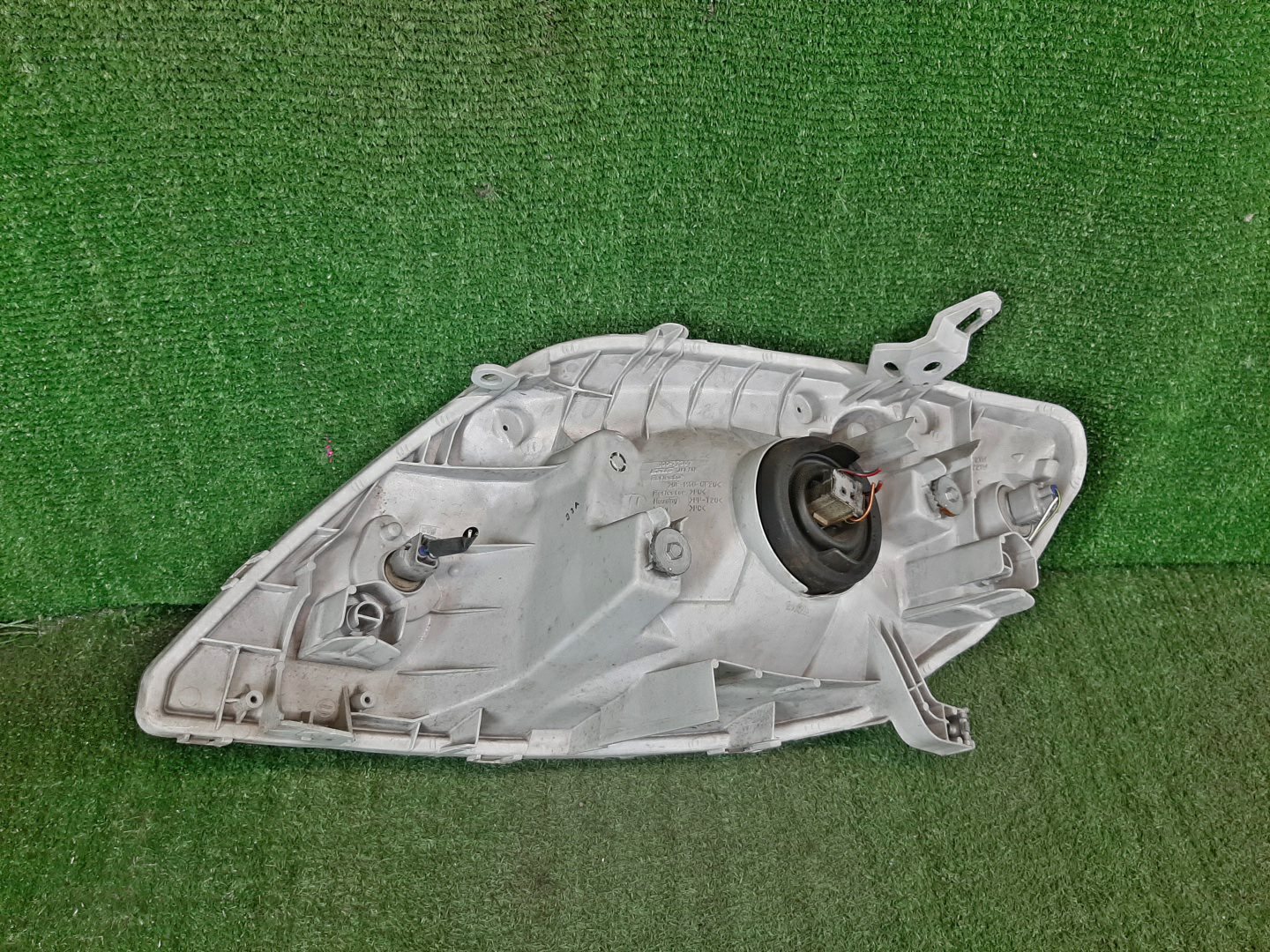 Фара правая передняя TOYOTA COROLLA, COROLLA FIELDER ZZE124, NZE121, NZE120, ZZE122, NZE124, CE121, NZE121G, ZZE123G, ZZE124G, ZZE122G, NZE124G , 1NZ-FE, 1ZZ-FE 2 ракурс