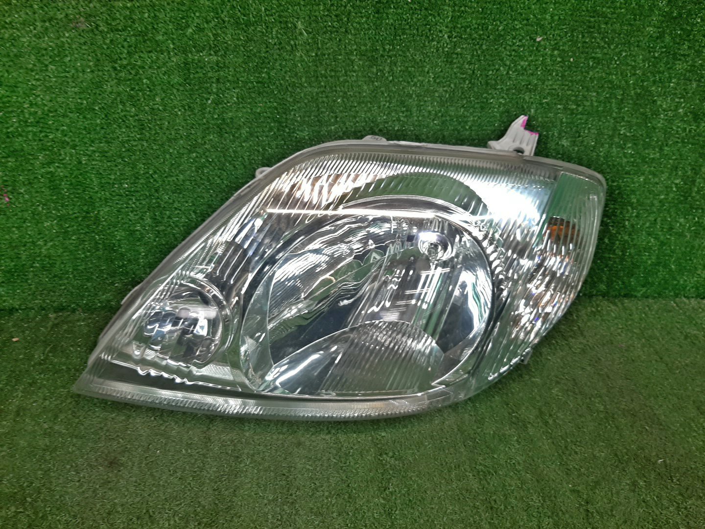 Фара левая передняя TOYOTA COROLLA, COROLLA FIELDER ZZE124, NZE121, NZE120, ZZE122, NZE124, CE121, NZE121G, ZZE123G, ZZE124G, ZZE122G, NZE124G , 1NZ-FE, 1ZZ-FE 1 ракурс