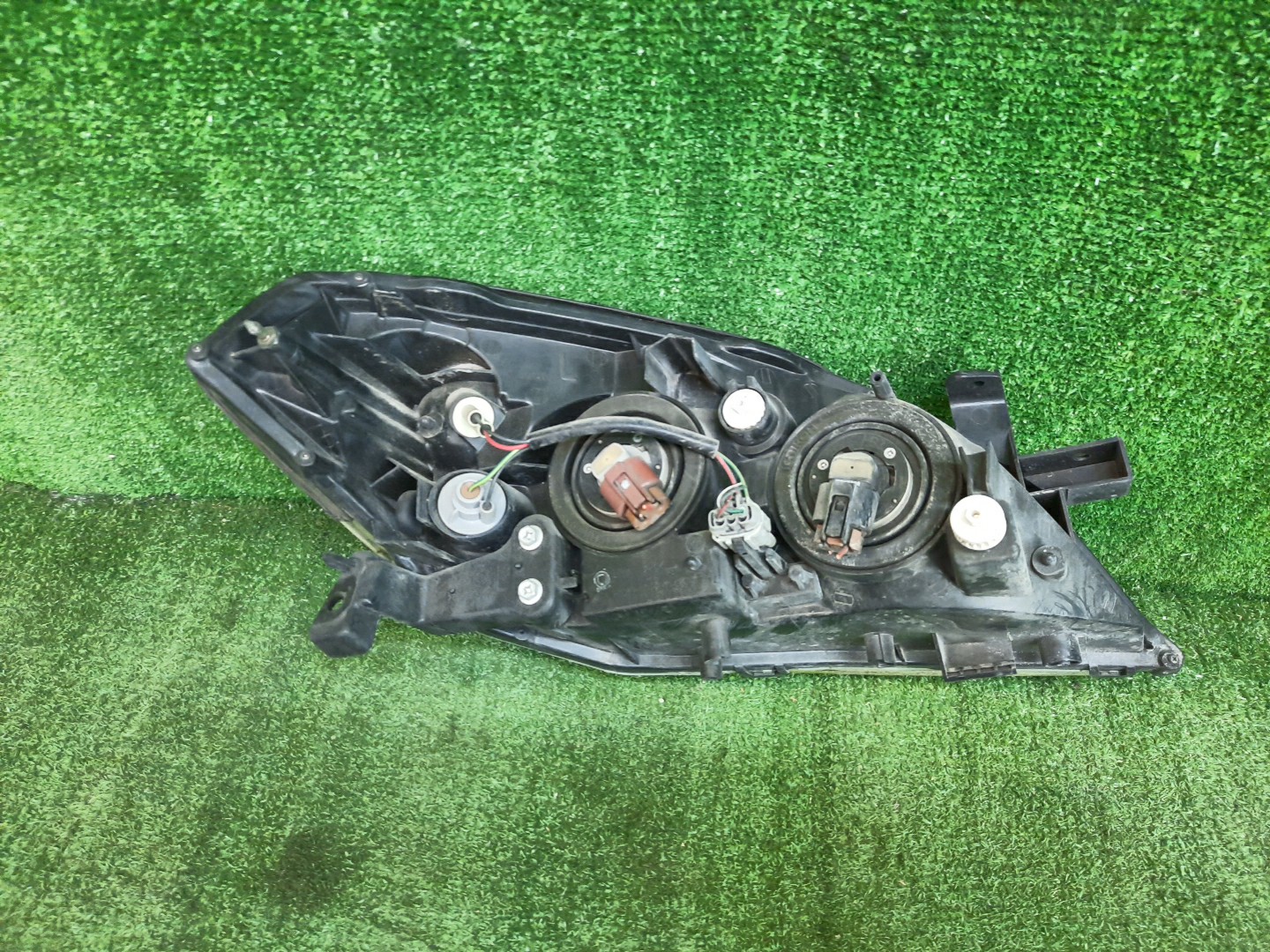 Фара левая передняя NISSAN PRIMERA P12, QP12, TNP12, TP12, HP12, RP12, WTNP12, WTP12, WHP12, WRP12 , QG18DE, QR20DE, SR20VE, QR25DD 2 ракурс
