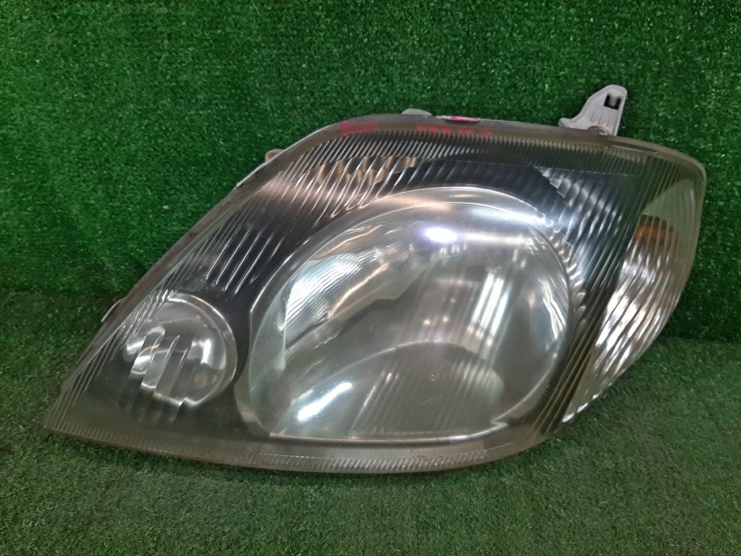 Фара левая передняя TOYOTA COROLLA, COROLLA FIELDER ZZE124, NZE121, NZE120, ZZE122, NZE124, CE121, NZE121G, ZZE123G, ZZE124G, ZZE122G, NZE124G , 1NZ-FE, 1ZZ-FE 1 ракурс