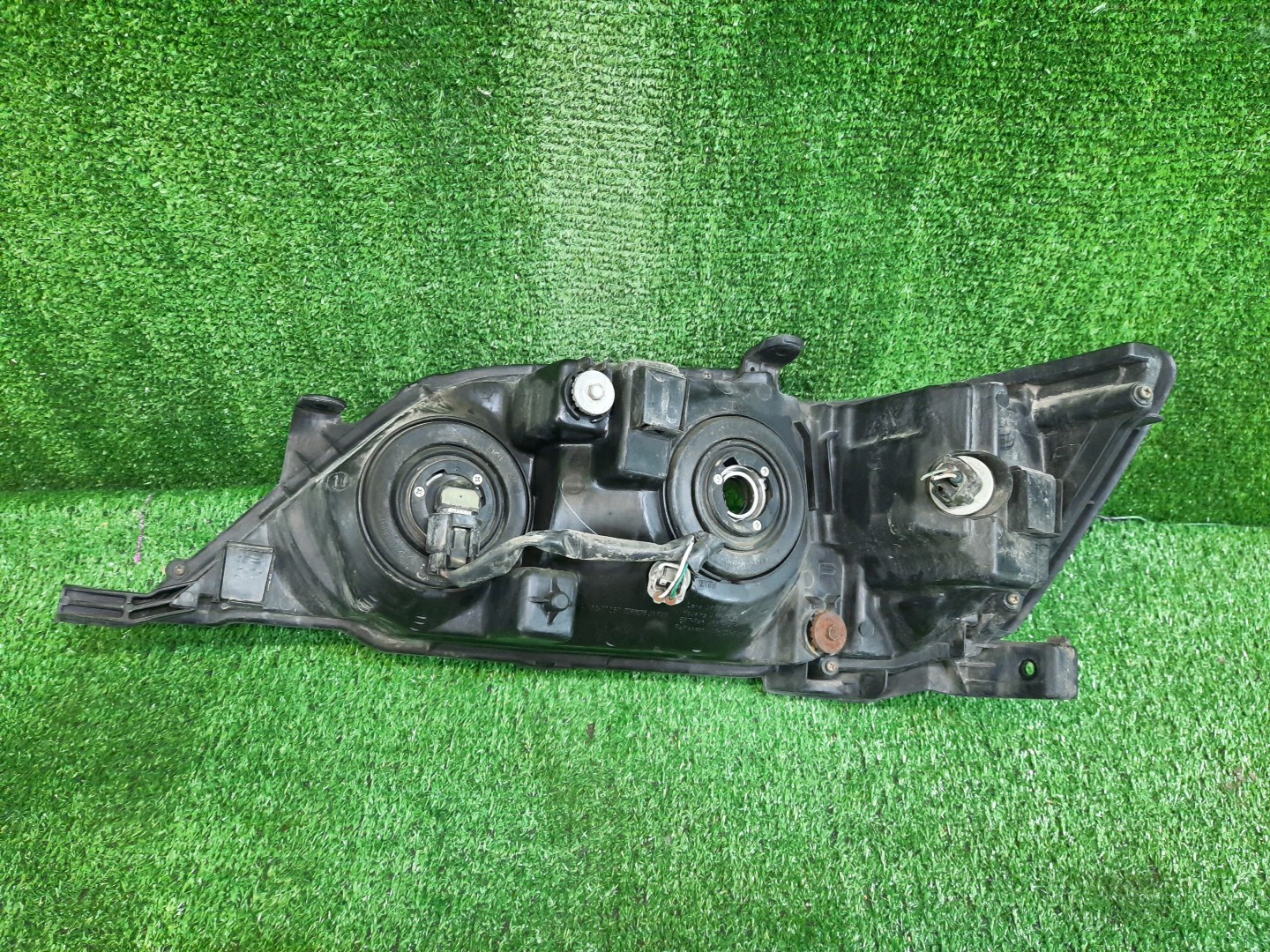 Фара правая передняя TOYOTA VISTA, VISTA ARDEO ZZV50, AZV50, SV50, SV55, AZV55, ZZV50G, SV50G, SV55G, AZV50G, AZV55G 3 ракурс