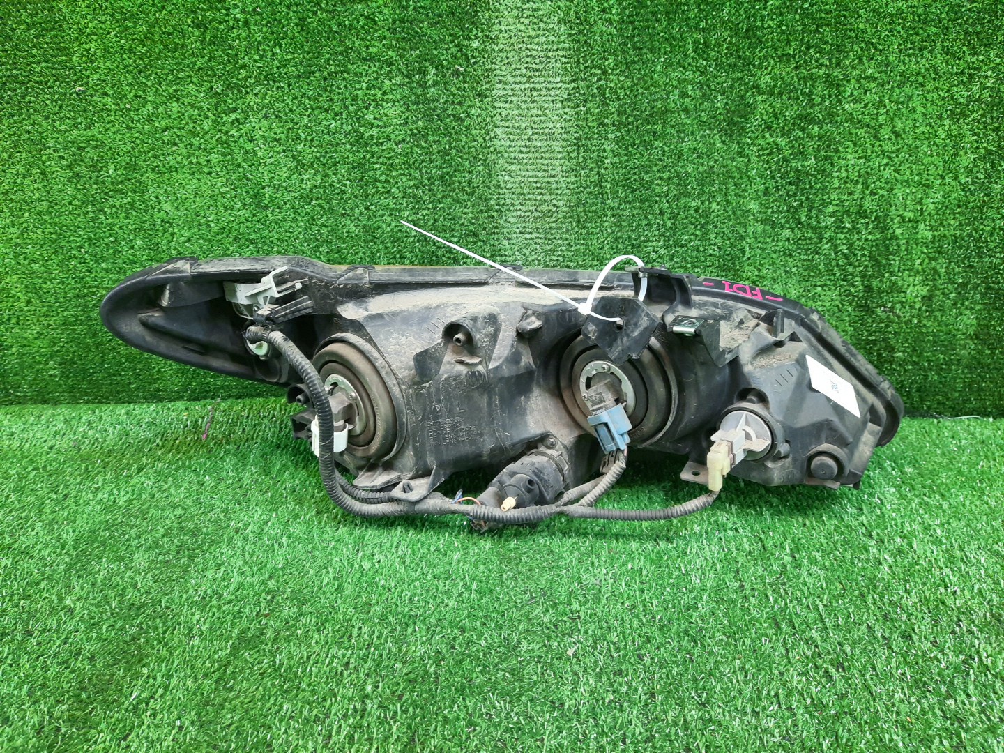 Фара левая передняя HONDA CIVIC FD2, FD1, FD3 2 ракурс