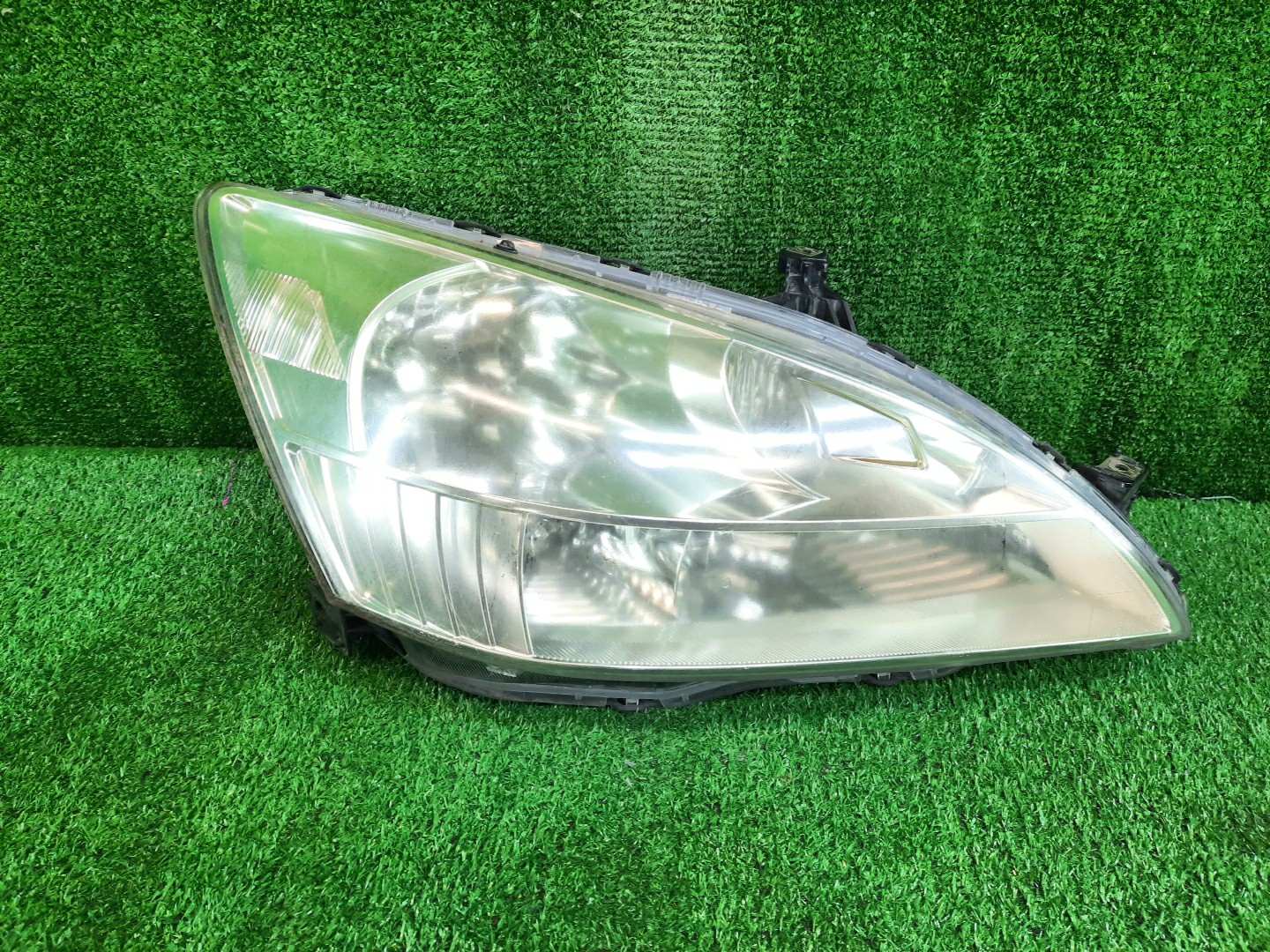 Фара правая передняя HONDA INSPIRE UC1 1 ракурс