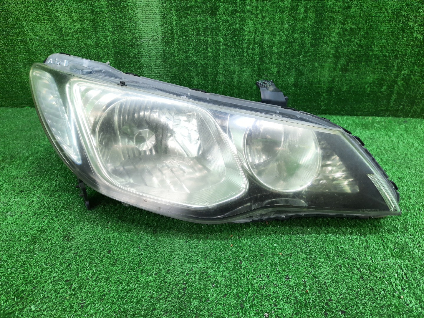 Фара правая передняя HONDA CIVIC FD2, FD1, FD3 1 ракурс