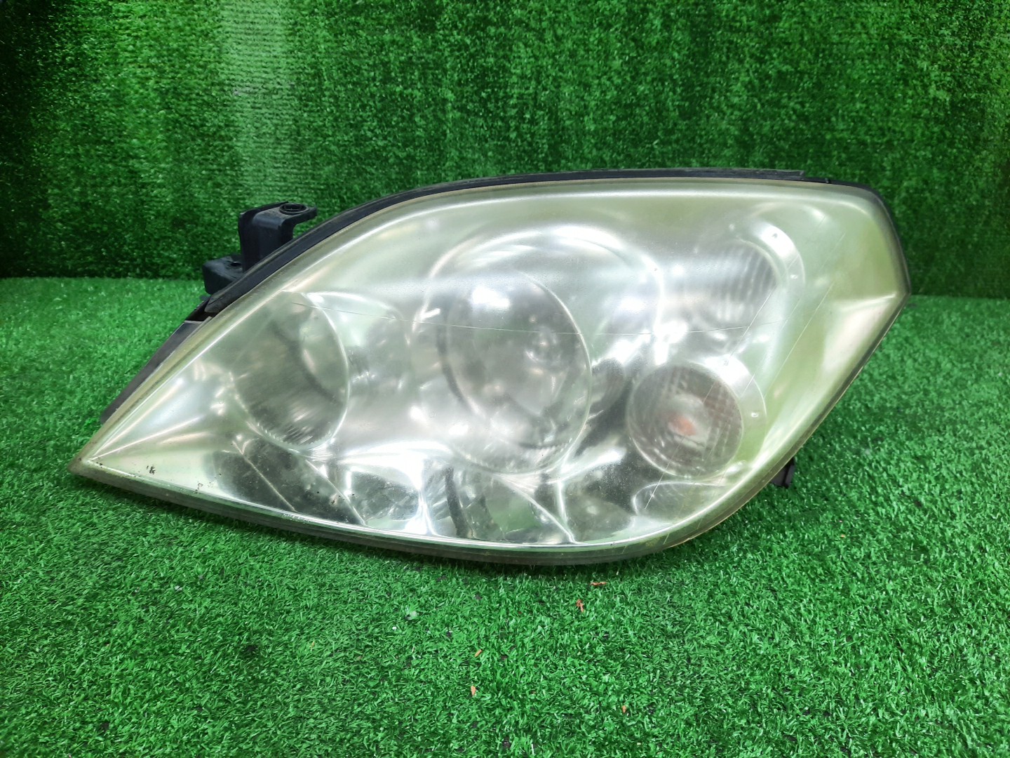 Фара левая передняя NISSAN PRIMERA P12, QP12, TNP12, TP12, HP12, RP12, WTNP12, WTP12, WHP12, WRP12 , QG18DE, QR20DE, SR20VE, QR25DD 1 ракурс