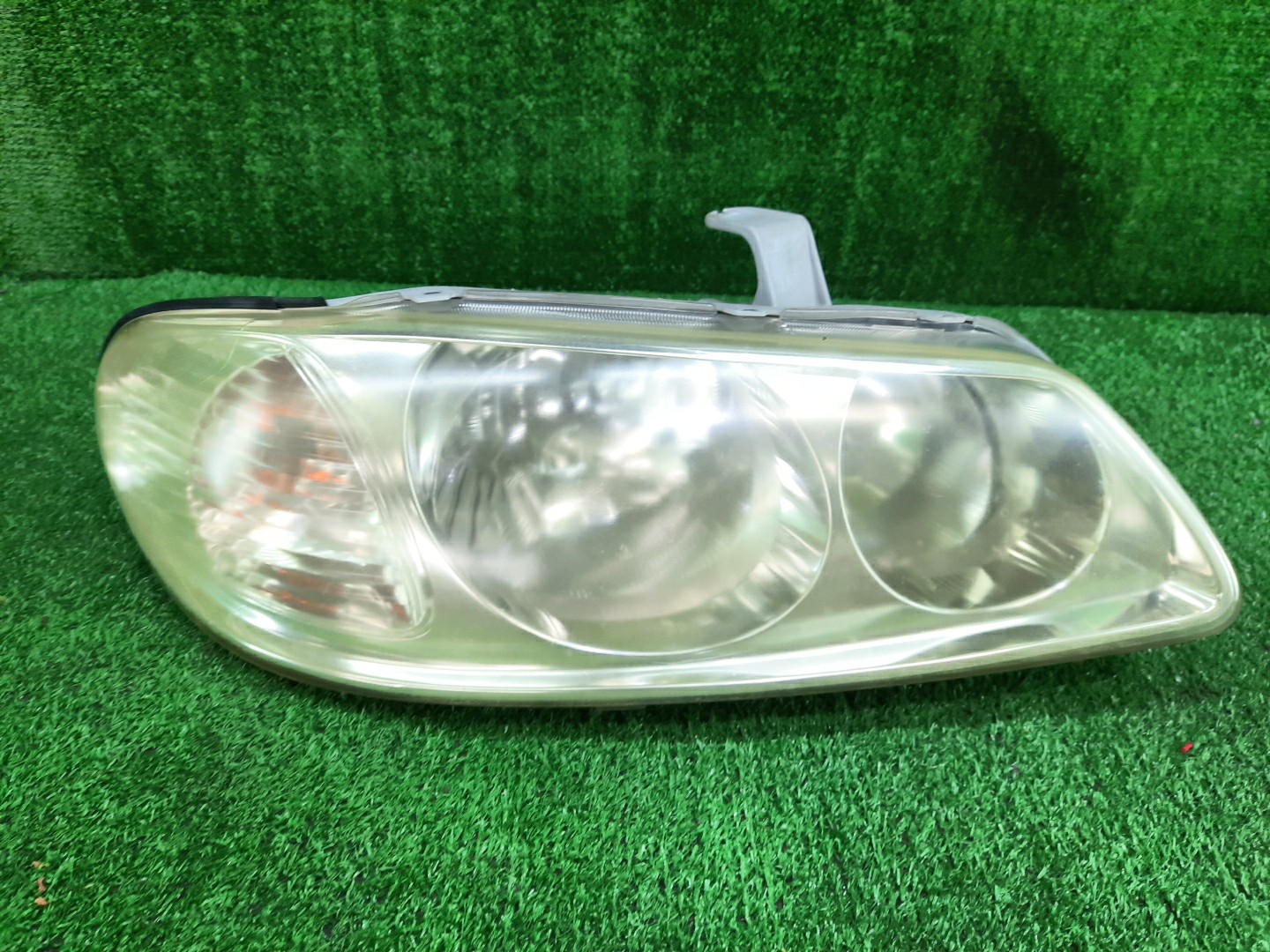 Фара правая передняя NISSAN BLUEBIRD SYLPHY G10, QG10, FG10, TG10, QNG10 1 ракурс