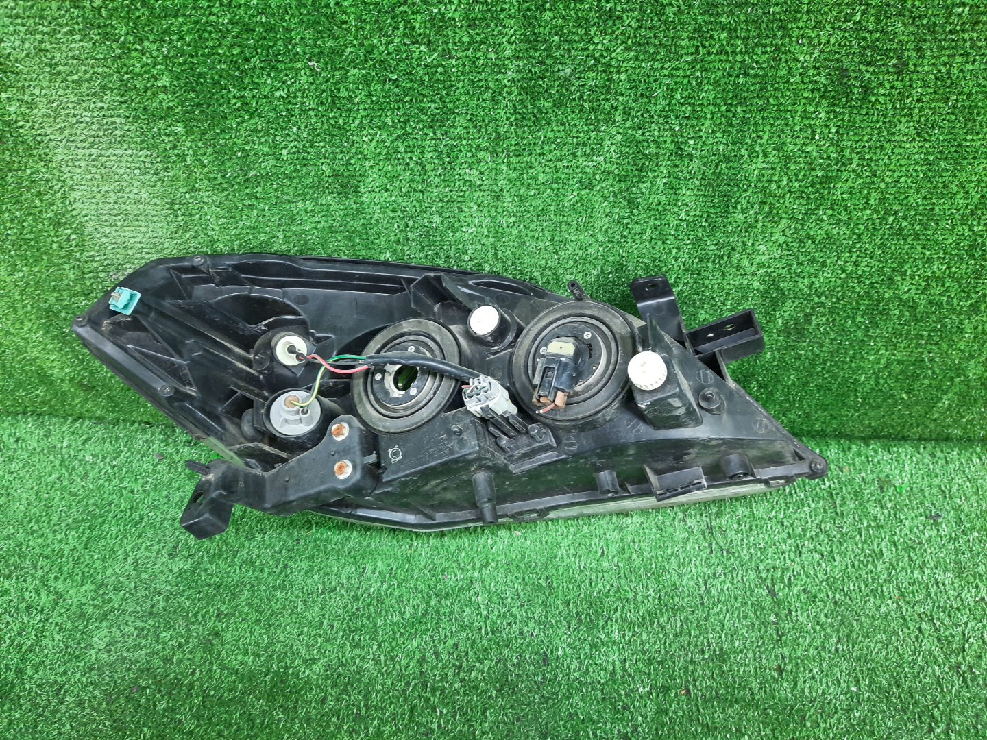 Фара левая передняя NISSAN PRIMERA P12, QP12, TNP12, TP12, HP12, RP12, WTNP12, WTP12, WHP12, WRP12 , QG18DE, QR20DE, SR20VE, QR25DD 2 ракурс