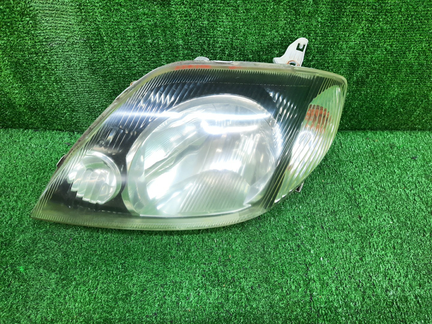 Фара левая передняя TOYOTA COROLLA, COROLLA FIELDER ZZE124, NZE121, NZE120, ZZE122, NZE124, CE121, NZE121G, ZZE123G, ZZE124G, ZZE122G, NZE124G , 1NZ-FE, 1ZZ-FE 1 ракурс
