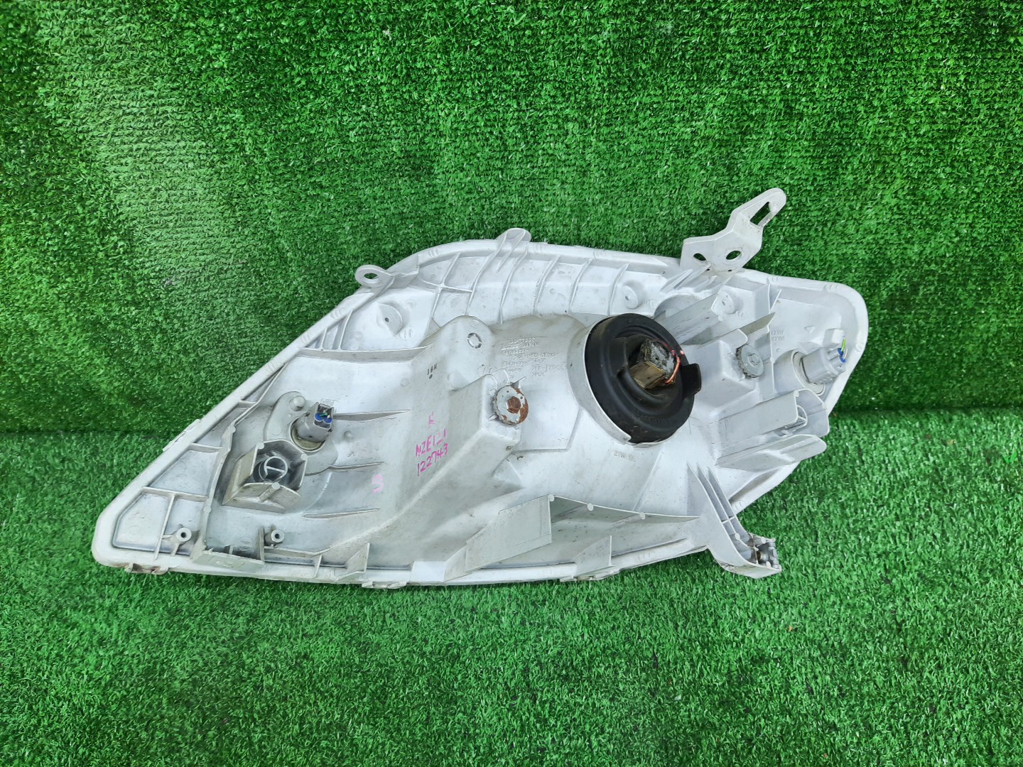 Фара правая передняя TOYOTA COROLLA, COROLLA FIELDER ZZE124, NZE121, NZE120, ZZE122, NZE124, CE121, NZE121G, ZZE123G, ZZE124G, ZZE122G, NZE124G , 1NZ-FE, 1ZZ-FE 2 ракурс