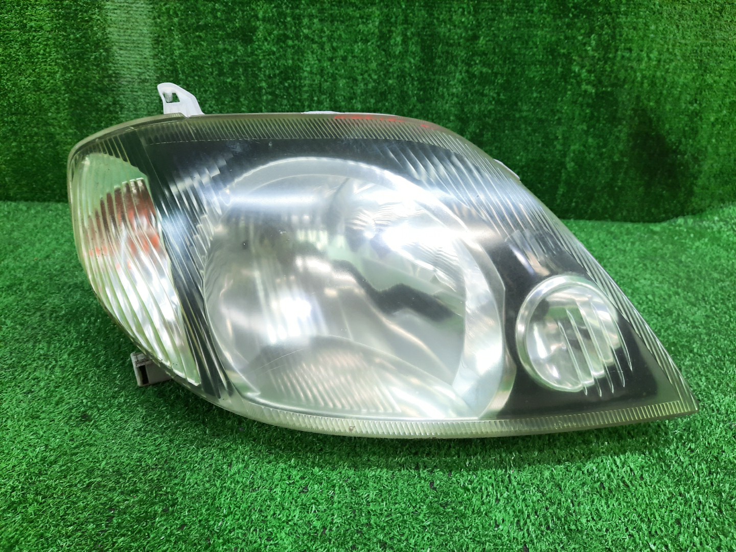 Фара правая передняя TOYOTA COROLLA, COROLLA FIELDER ZZE124, NZE121, NZE120, ZZE122, NZE124, CE121, NZE121G, ZZE123G, ZZE124G, ZZE122G, NZE124G , 1NZ-FE, 1ZZ-FE 1 ракурс