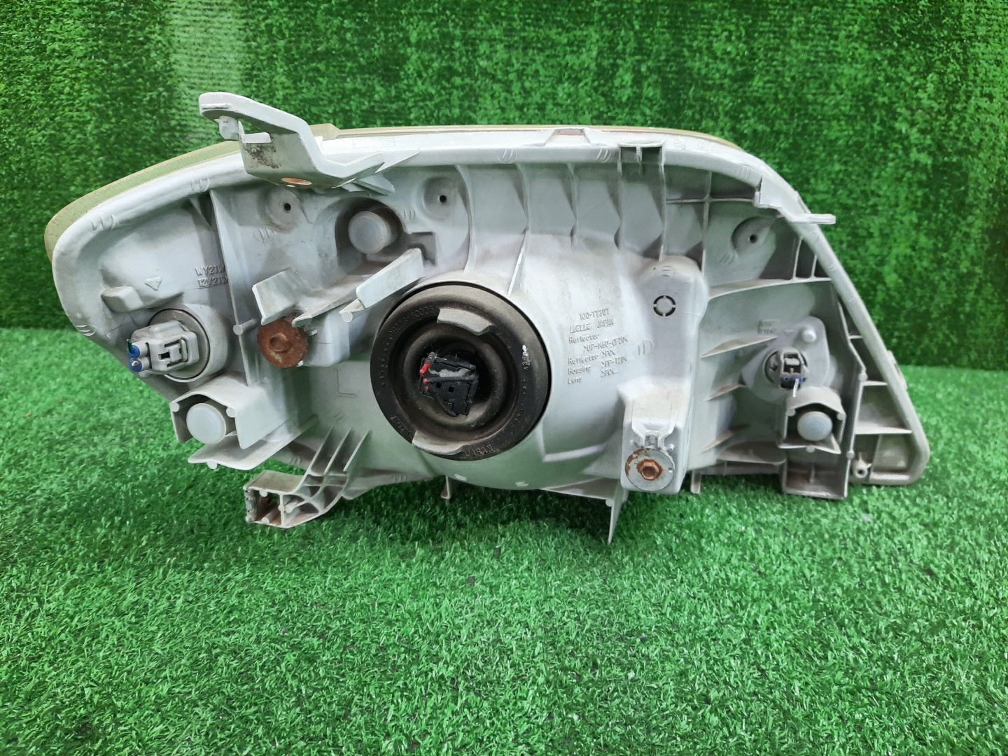 Фара левая передняя TOYOTA COROLLA, COROLLA FIELDER ZZE124, NZE121, NZE120, ZZE122, NZE124, CE121, NZE121G, ZZE123G, ZZE124G, ZZE122G, NZE124G , 1NZ-FE, 1ZZ-FE 3 ракурс