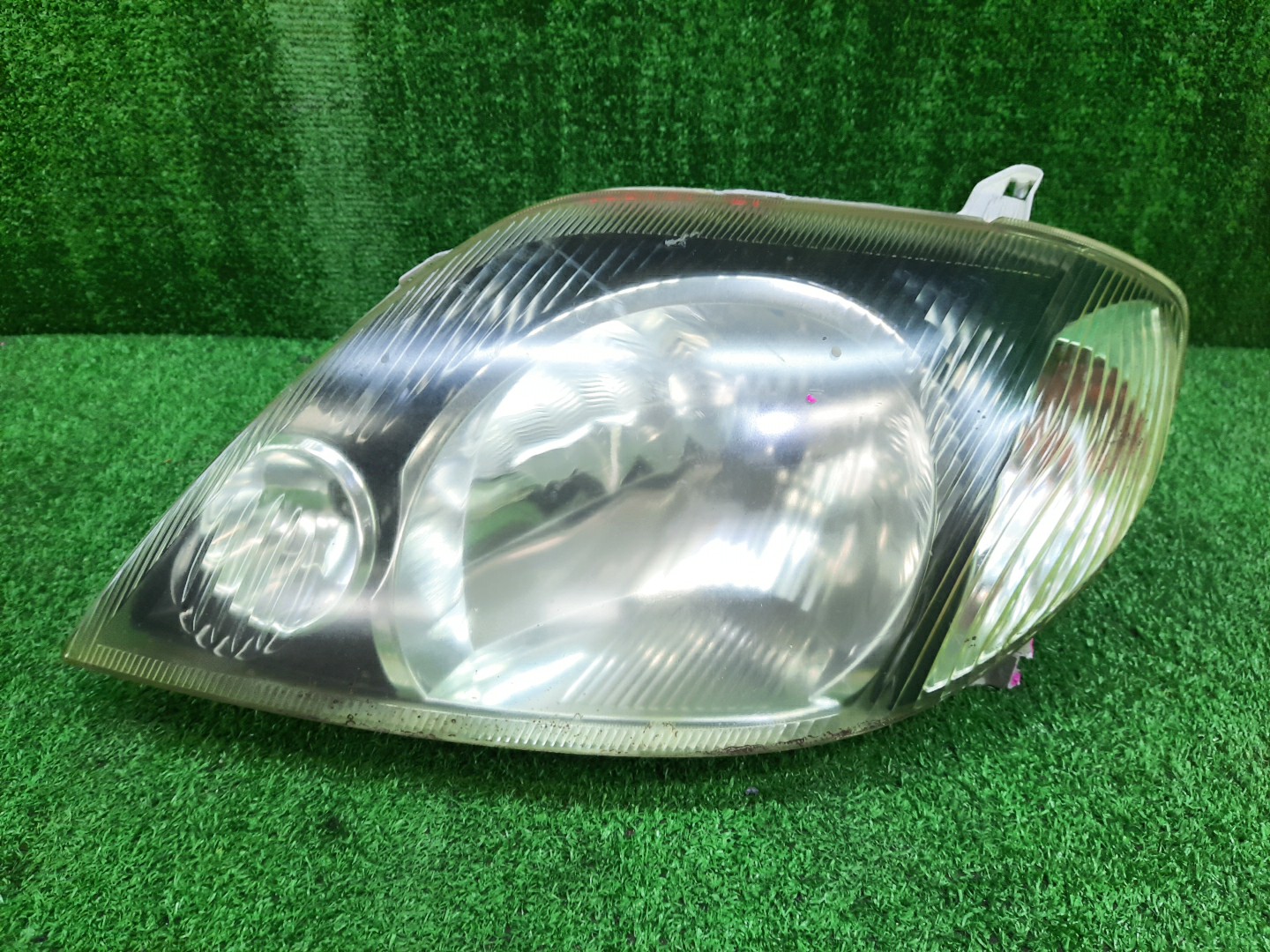 Фара левая передняя TOYOTA COROLLA, COROLLA FIELDER ZZE124, NZE121, NZE120, ZZE122, NZE124, CE121, NZE121G, ZZE123G, ZZE124G, ZZE122G, NZE124G , 1NZ-FE, 1ZZ-FE 1 ракурс
