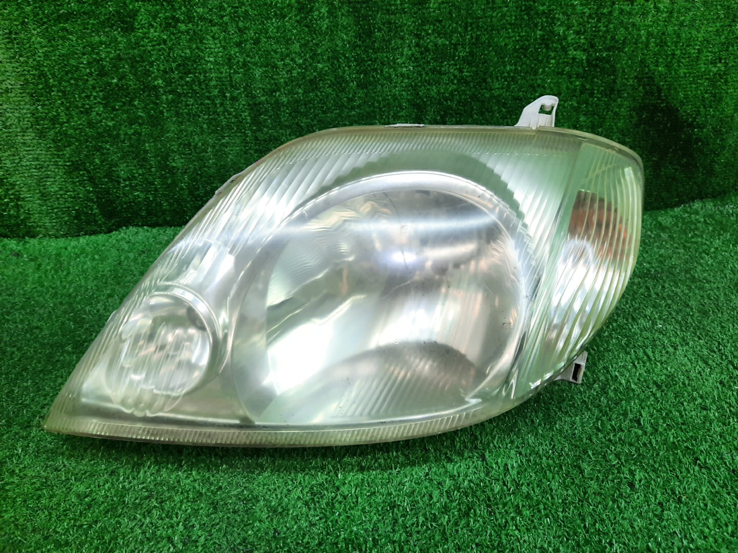 Фара левая передняя TOYOTA COROLLA, COROLLA FIELDER ZZE124, NZE121, NZE120, ZZE122, NZE124, CE121, NZE121G, ZZE123G, ZZE124G, ZZE122G, NZE124G , 1NZ-FE, 1ZZ-FE 1 ракурс