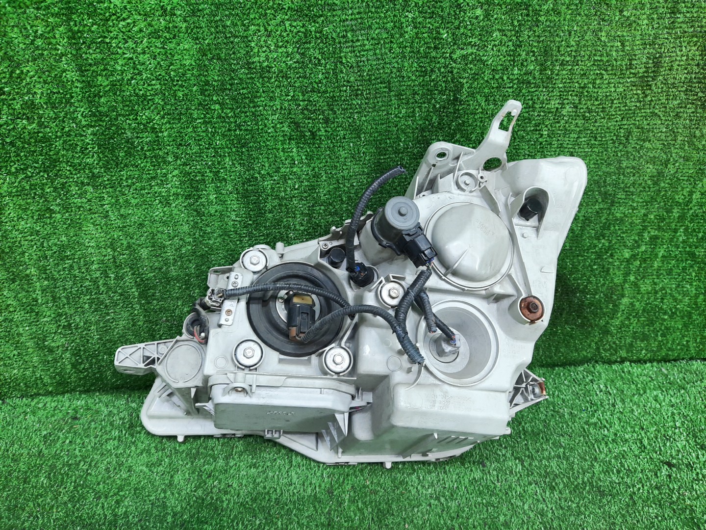 Фара правая передняя TOYOTA CROWN GRS182, GRS180, GRS181, GRS183, GRS184 3 ракурс