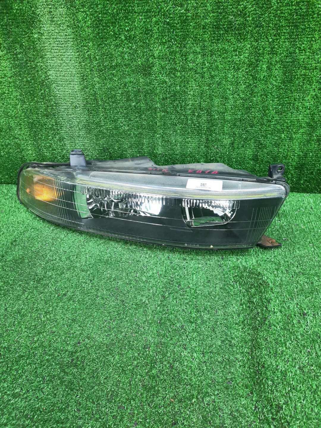 Фара правая передняя MITSUBISHI GALANT, LEGNUM EA1A, EA7A, EC1A, EC7A, EC3A, EC5A, EA3A, EC1W, EC5W, EA1W, EA3W, EA4W, EC3W, EC4W, EC7W, EA7W 1 ракурс