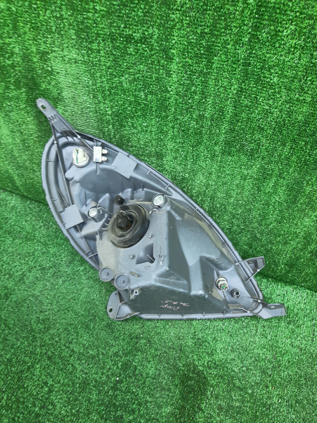 Фара левая передняя TOYOTA FUNCARGO NCP20, NCP21, NCP25 2 ракурс