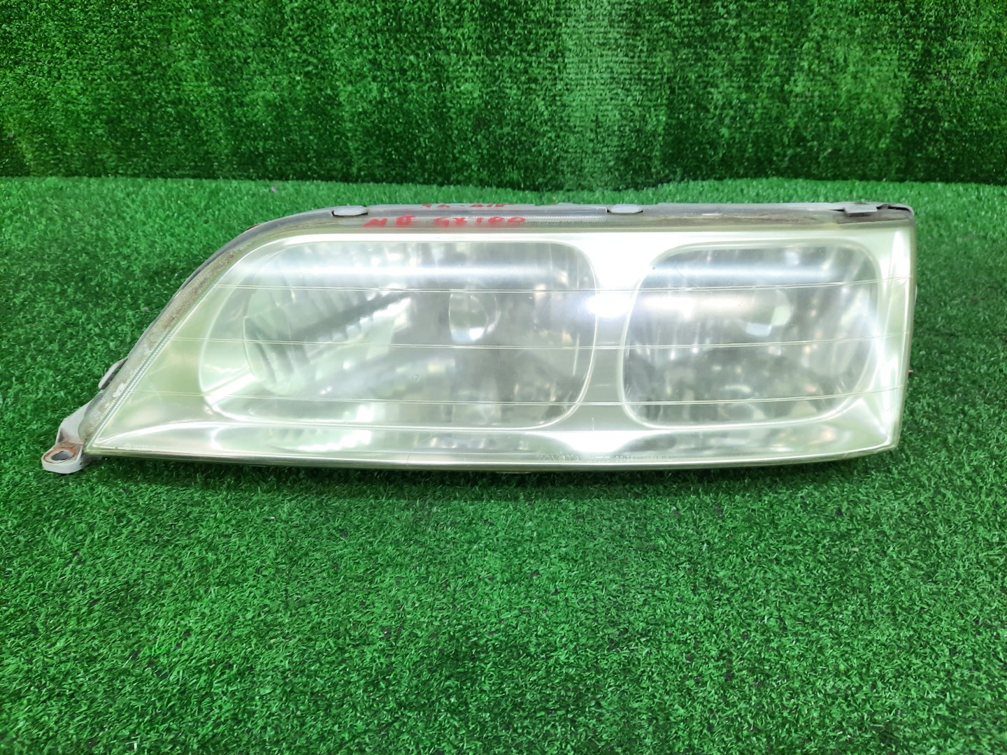 Фара левая передняя TOYOTA MARK II GX100, JZX100, JZX101, LX100, GX105, JZX105, SX100 1 ракурс