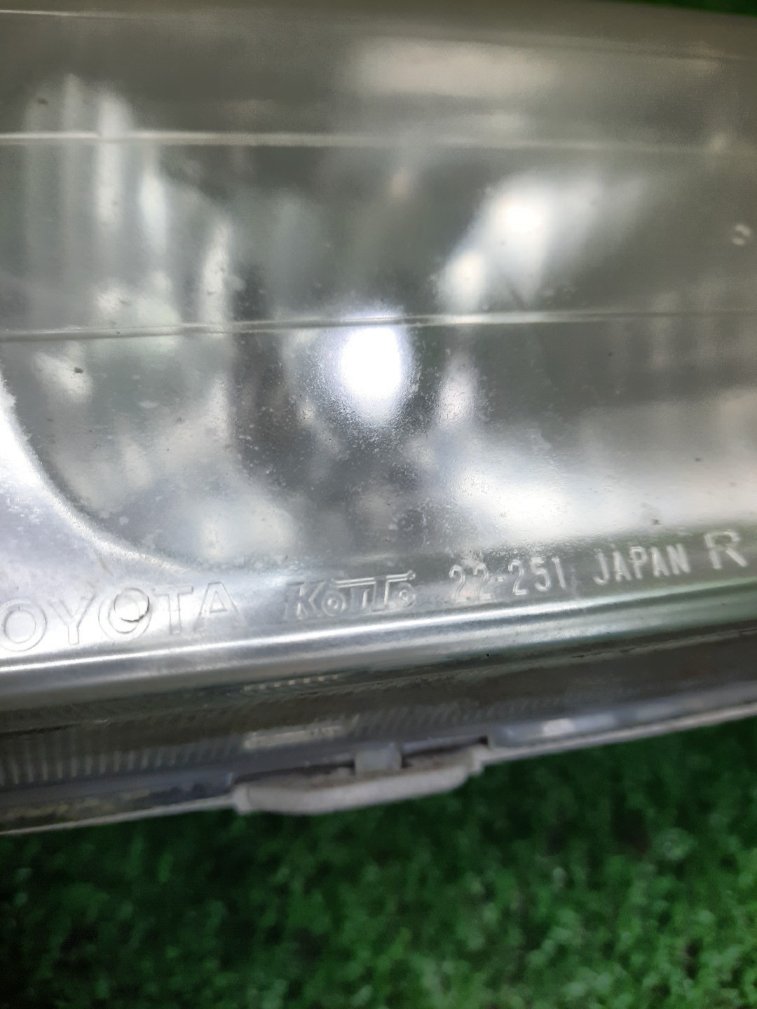 Фара правая передняя TOYOTA MARK II GX100, JZX100, JZX101, LX100, GX105, JZX105, SX100 3 ракурс