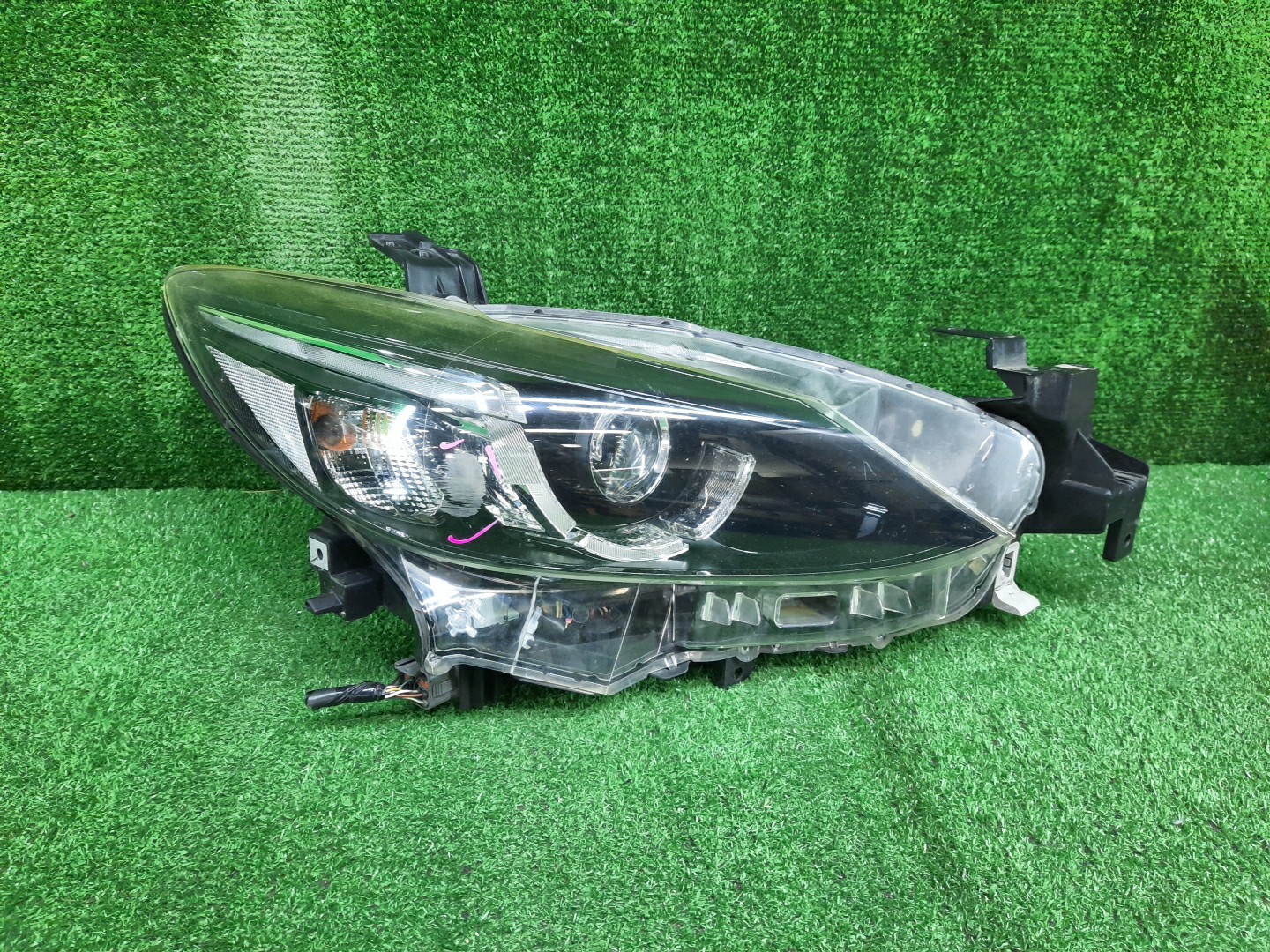 Фара правая передняя MAZDA ATENZA, 6 GJ2AW, GJ5FW, GJEFW, GJ2FW, GJ5FP, GJEFP, GJ2FP, GJ2AP 1 ракурс