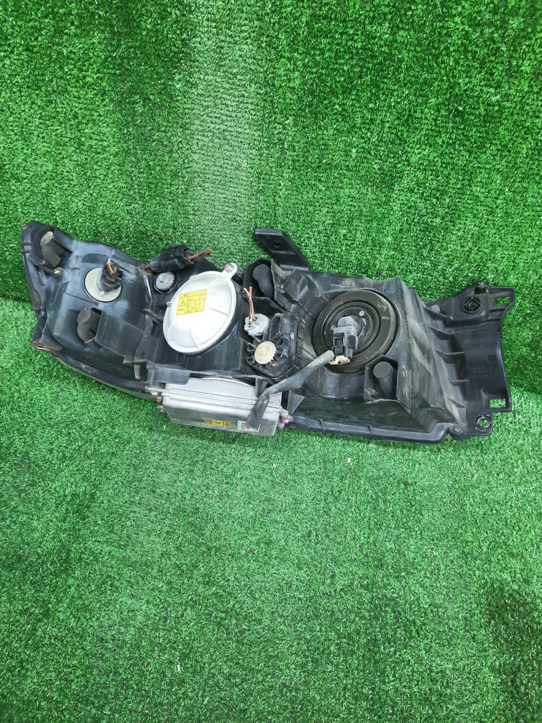 Фара левая передняя MITSUBISHI CHARIOT GRANDIS, CHARIOT N84W, N94W, N96W, N86W 3 ракурс