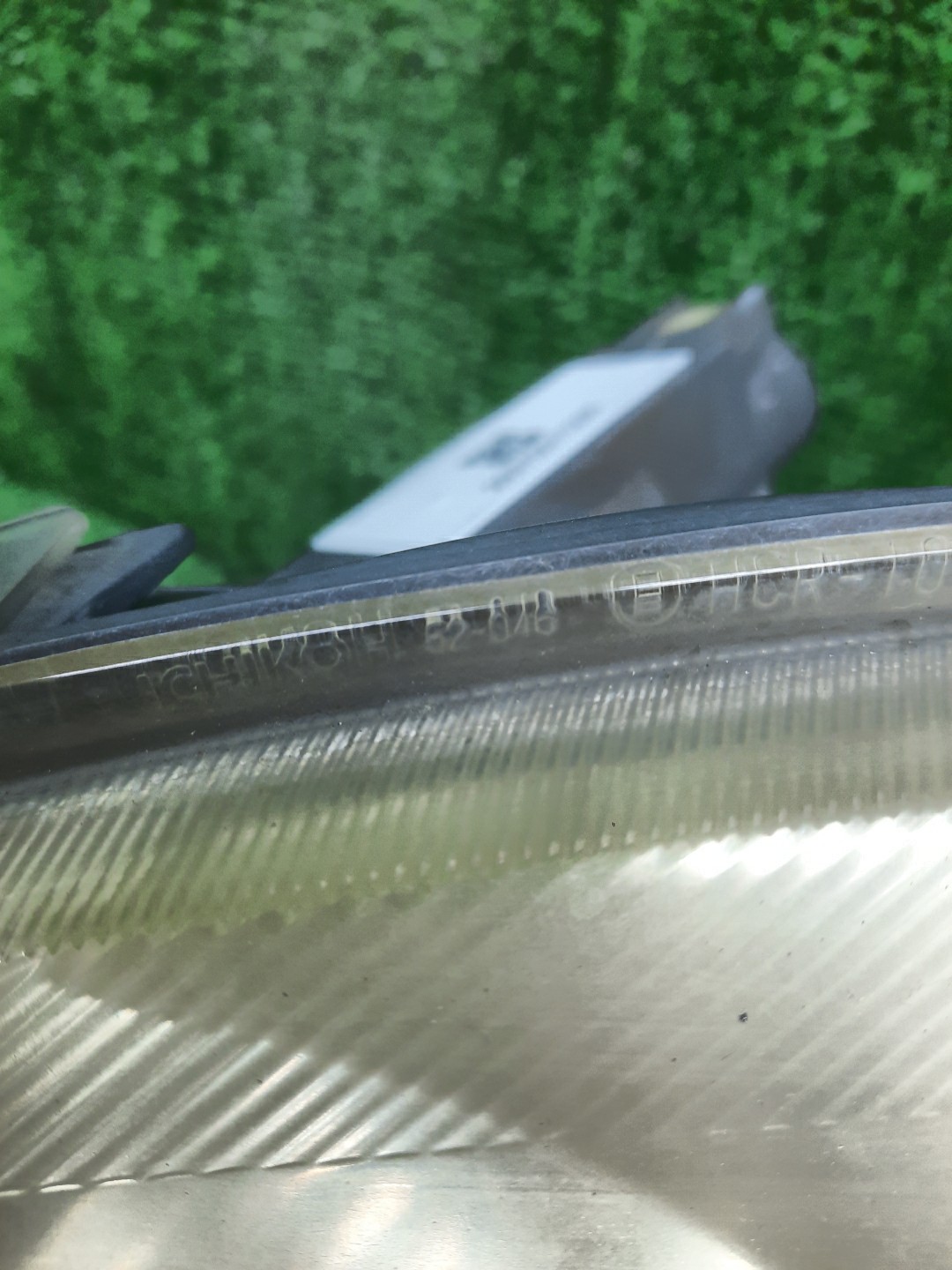 Фара левая передняя TOYOTA VITZ, YARIS SCP10, NCP10, SCP13, NCP15, NCP11, NCP13 2 ракурс