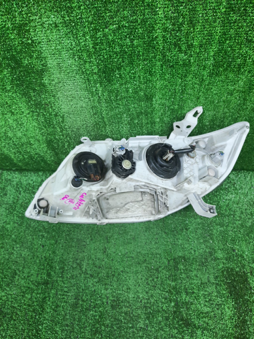 Фара правая передняя TOYOTA COROLLA, COROLLA FIELDER ZZE124, NZE121, NZE120, ZZE122, NZE124, CE121, NZE121G, ZZE123G, ZZE124G, ZZE122G, NZE124G , 1NZ-FE, 1ZZ-FE 3 ракурс
