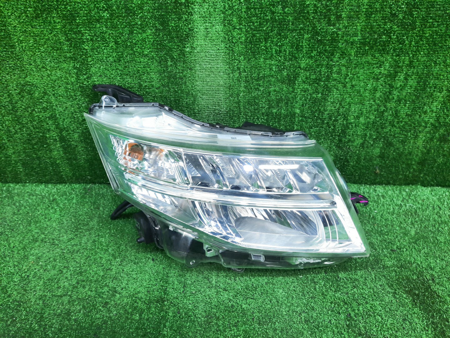 Фара правая передняя TOYOTA THOR, JUSTY, TANK, ROOMY M910S, M900S, M900F, M910F, M910A, M900A 1 ракурс