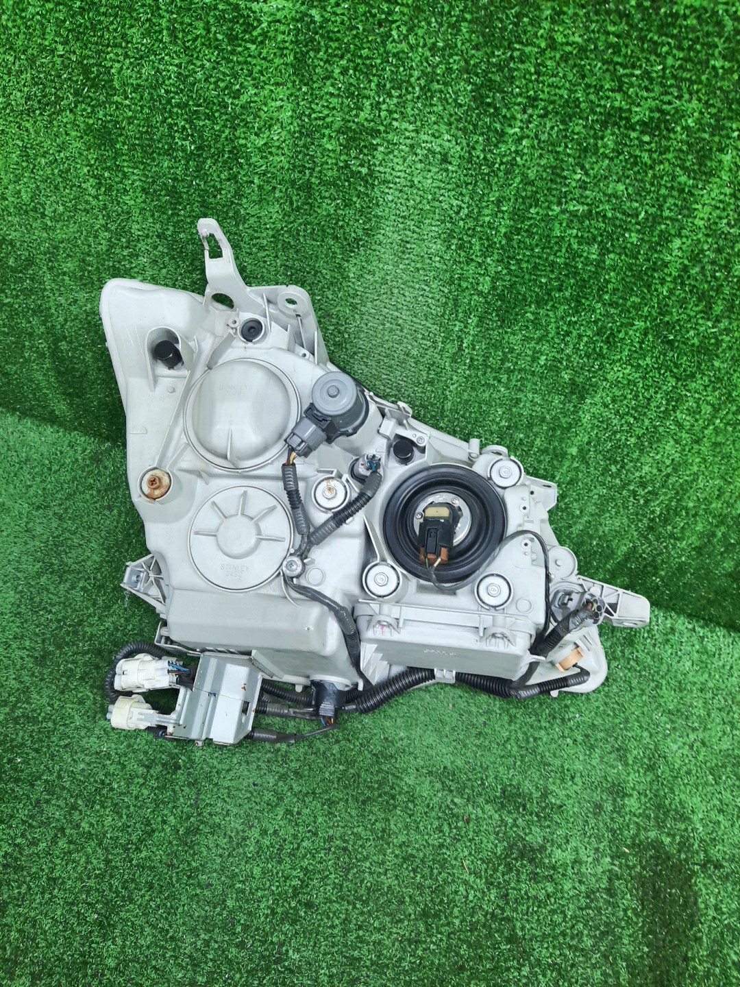Фара левая передняя TOYOTA CROWN GRS182, GRS180, GRS181, GRS183, GRS184 4 ракурс