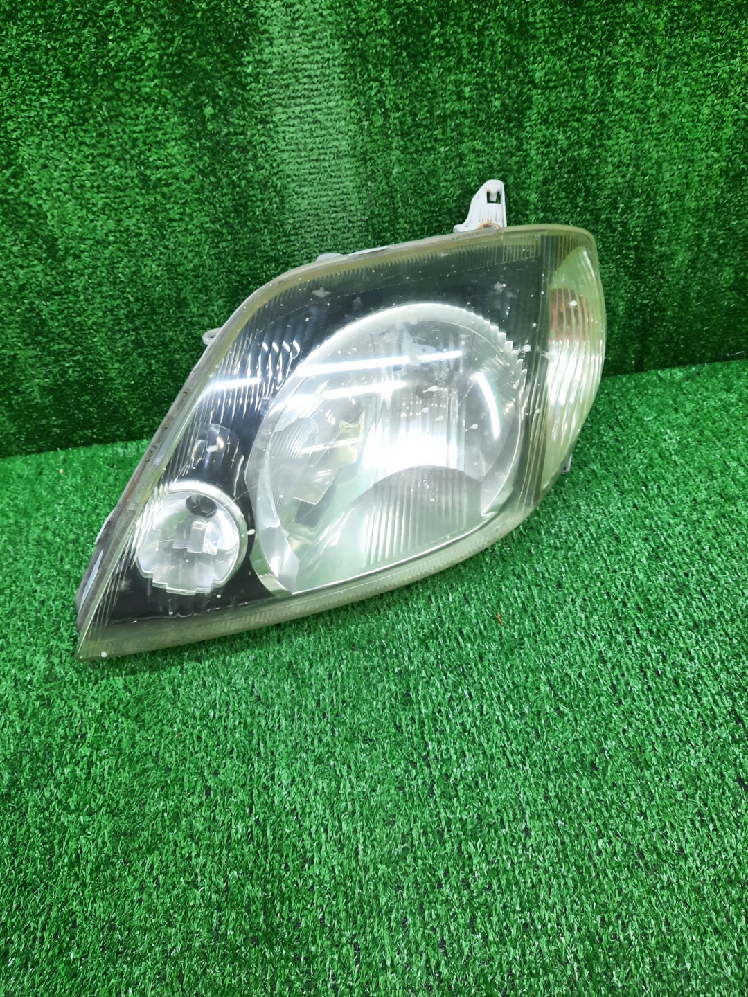 Фара левая передняя TOYOTA COROLLA, COROLLA FIELDER ZZE124, NZE121, NZE120, ZZE122, NZE124, CE121, NZE121G, ZZE123G, ZZE124G, ZZE122G, NZE124G , 1NZ-FE, 1ZZ-FE 1 ракурс