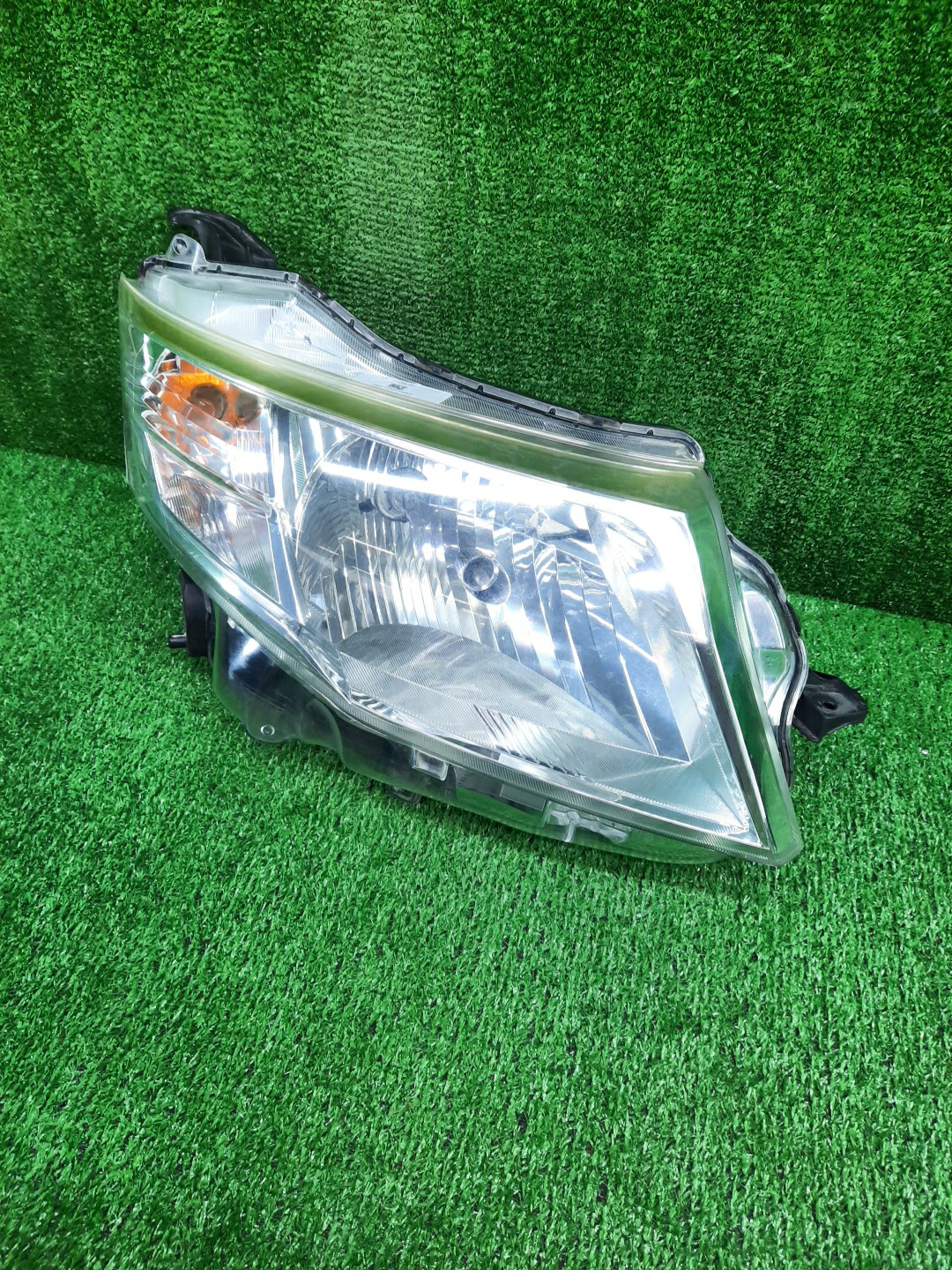 Фара правая передняя TOYOTA THOR, JUSTY, TANK, ROOMY M910S, M900S, M900F, M910F, M910A, M900A 1 ракурс