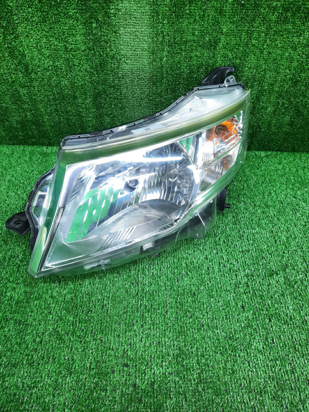 Фара левая передняя TOYOTA THOR, JUSTY, TANK, ROOMY M910S, M900S, M900F, M910F, M910A, M900A 1 ракурс