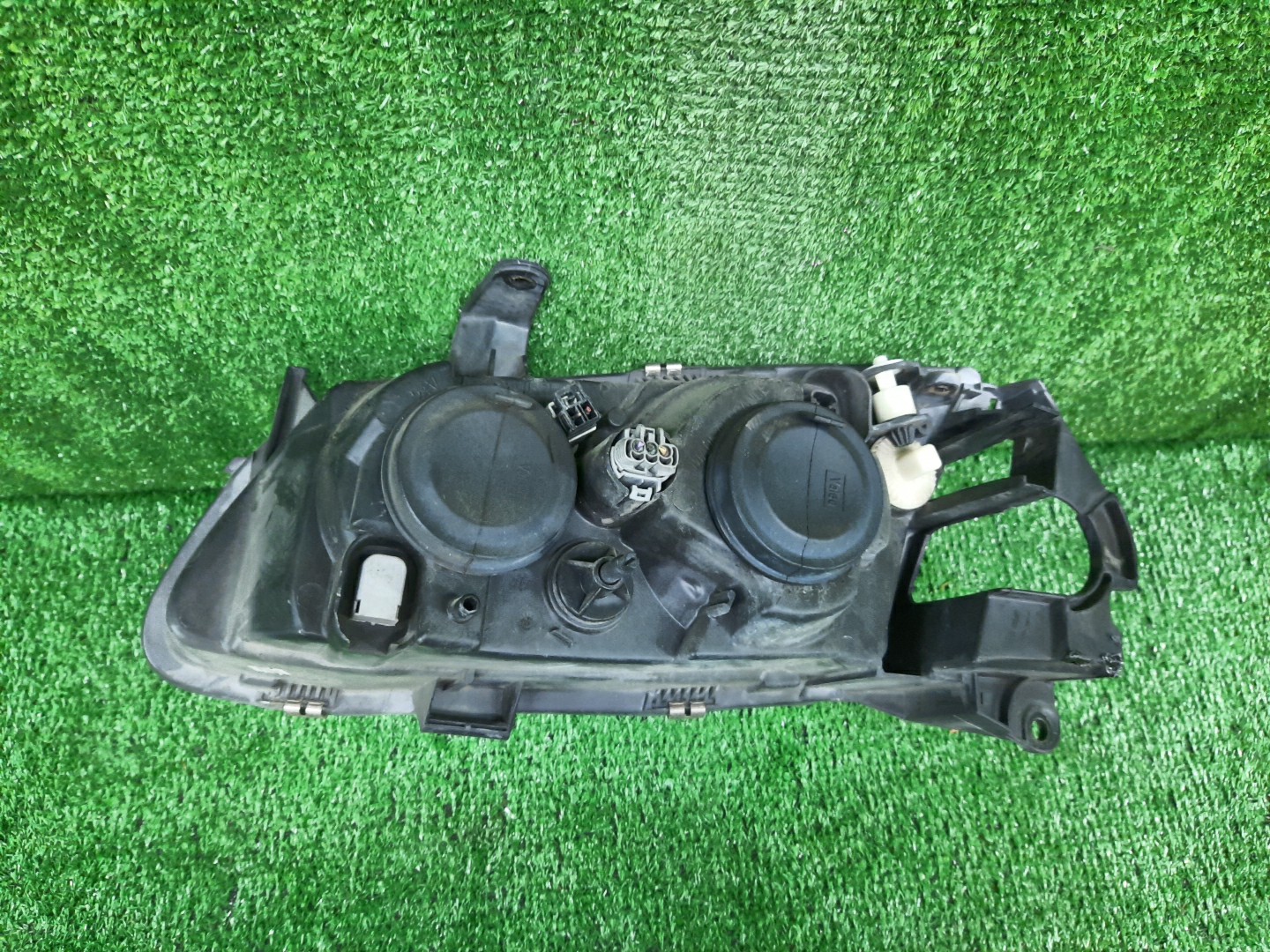 Фара правая передняя NISSAN BLUEBIRD SYLPHY G10, QG10, FG10, TG10, QNG10 3 ракурс