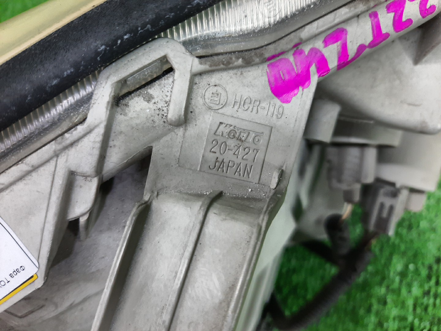Фара левая передняя TOYOTA PREMIO ZZT240, NZT240, AZT240, ZZT245 3 ракурс