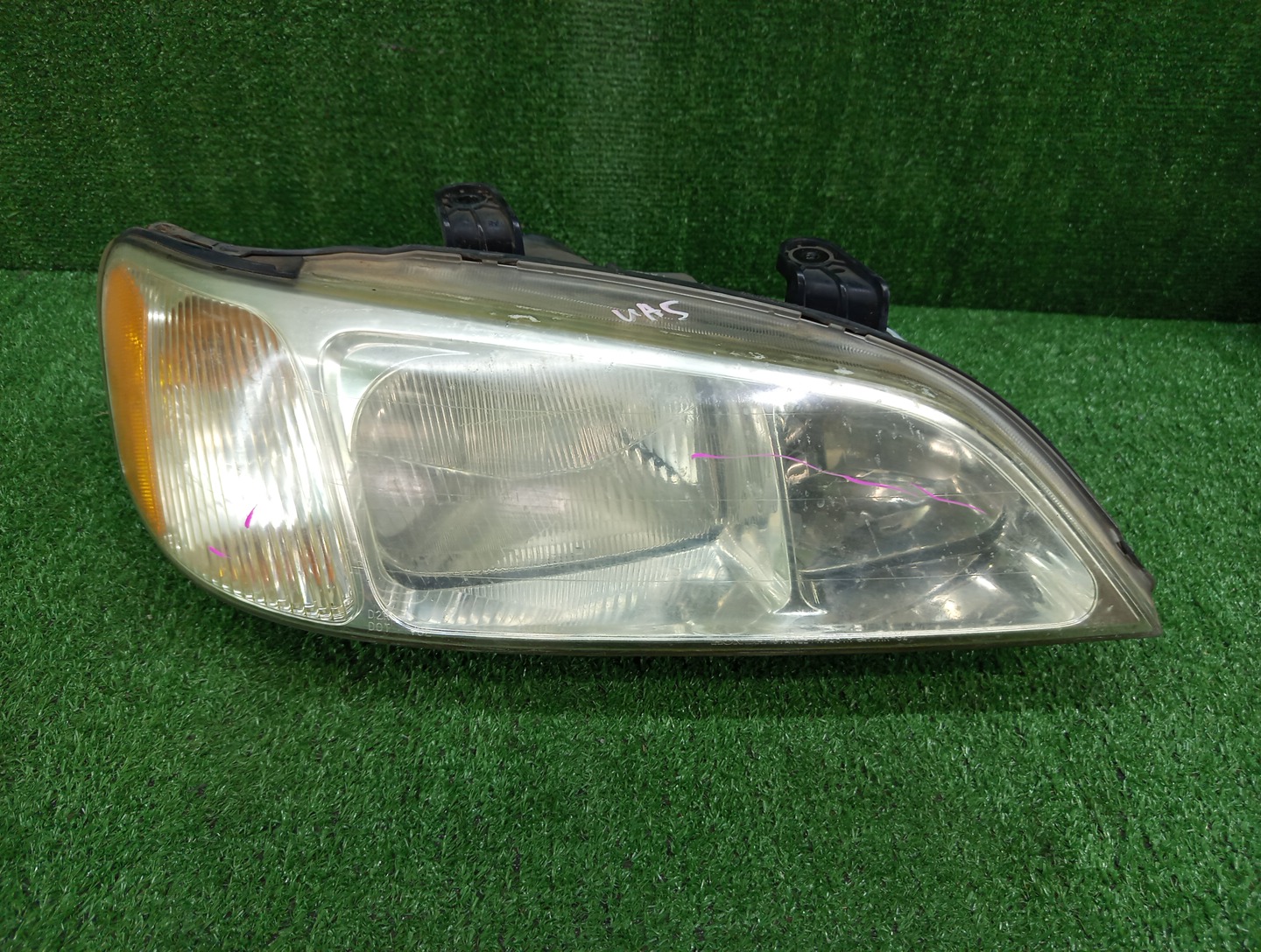 Фара правая передняя HONDA INSPIRE, SABER UA4, UA5 1 ракурс