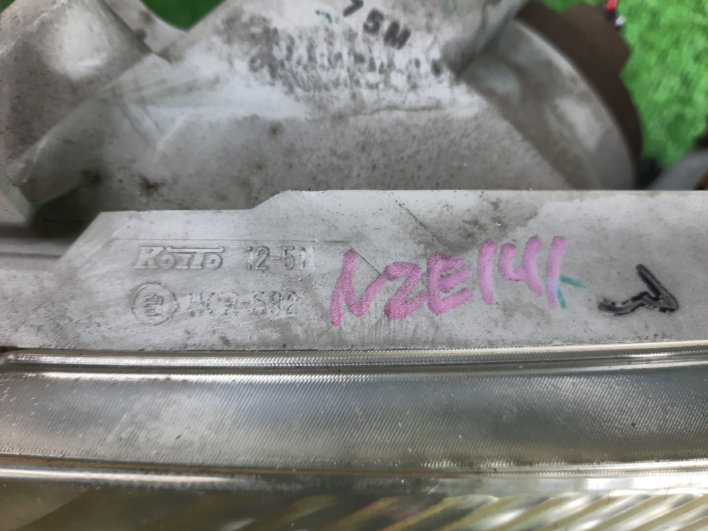 Фара левая передняя TOYOTA AXIO, COROLLA FIELDER, COROLLA  AXIO, FIELDER NZE141, NZE144, ZRE142, ZRE144, ZRE144G, ZRE142G, NZE144G, NZE141G 4 ракурс