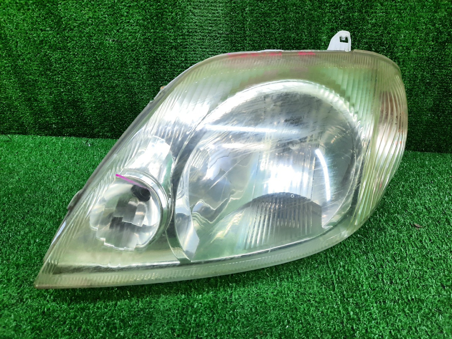 Фара левая передняя TOYOTA COROLLA, COROLLA FIELDER ZZE124, NZE121, NZE120, ZZE122, NZE124, CE121, NZE121G, ZZE123G, ZZE124G, ZZE122G, NZE124G , 1NZ-FE, 1ZZ-FE 1 ракурс