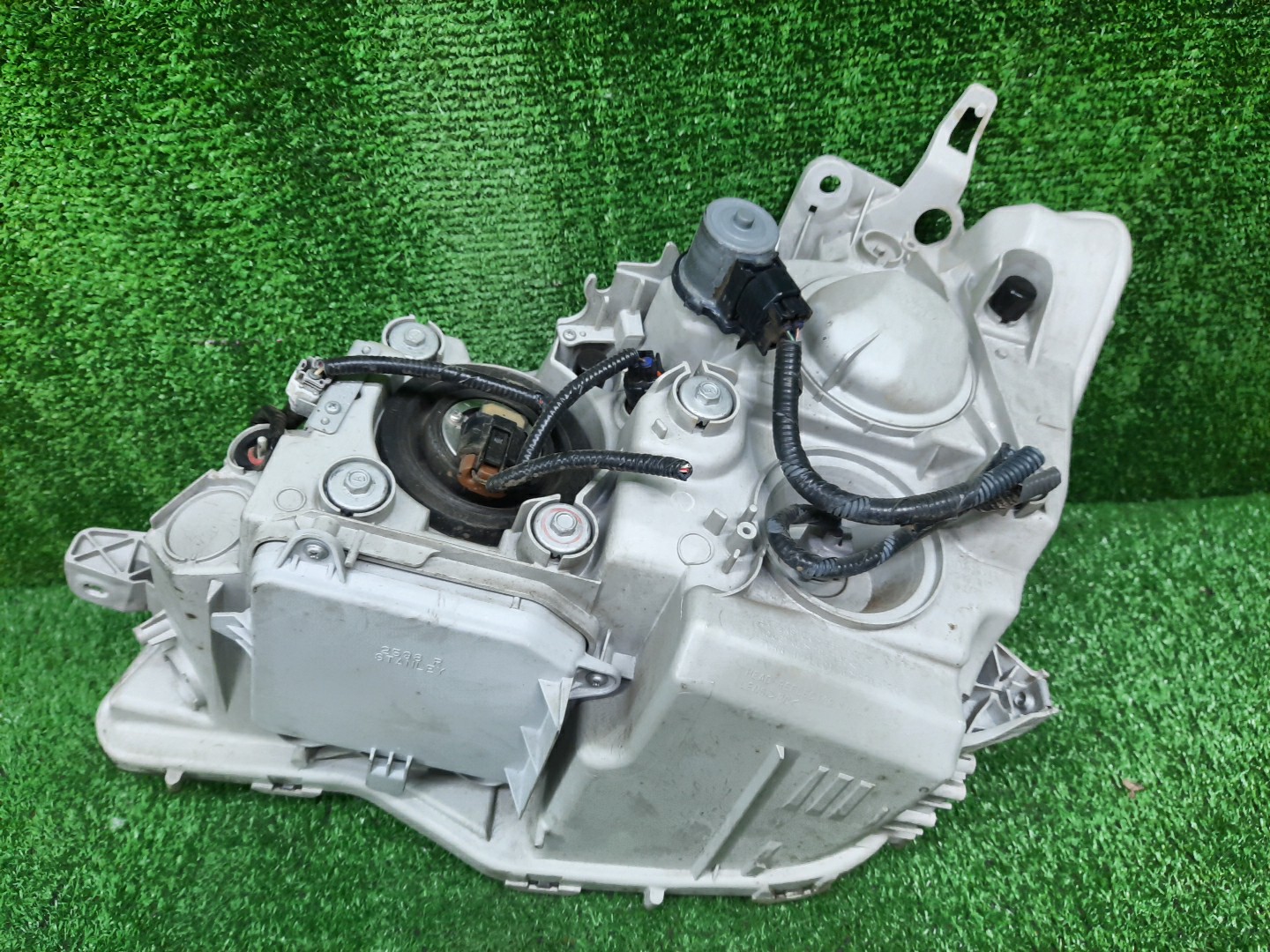 Фара правая передняя TOYOTA CROWN GRS182, GRS180, GRS181, GRS183, GRS184 5 ракурс