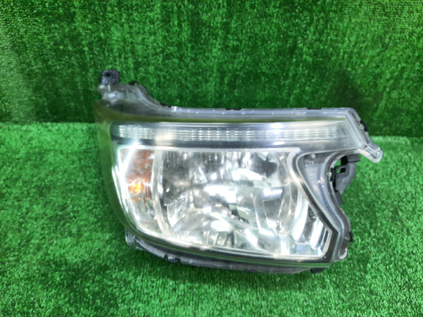 Фара правая передняя HONDA N-WGN JH1, JH2 1 ракурс